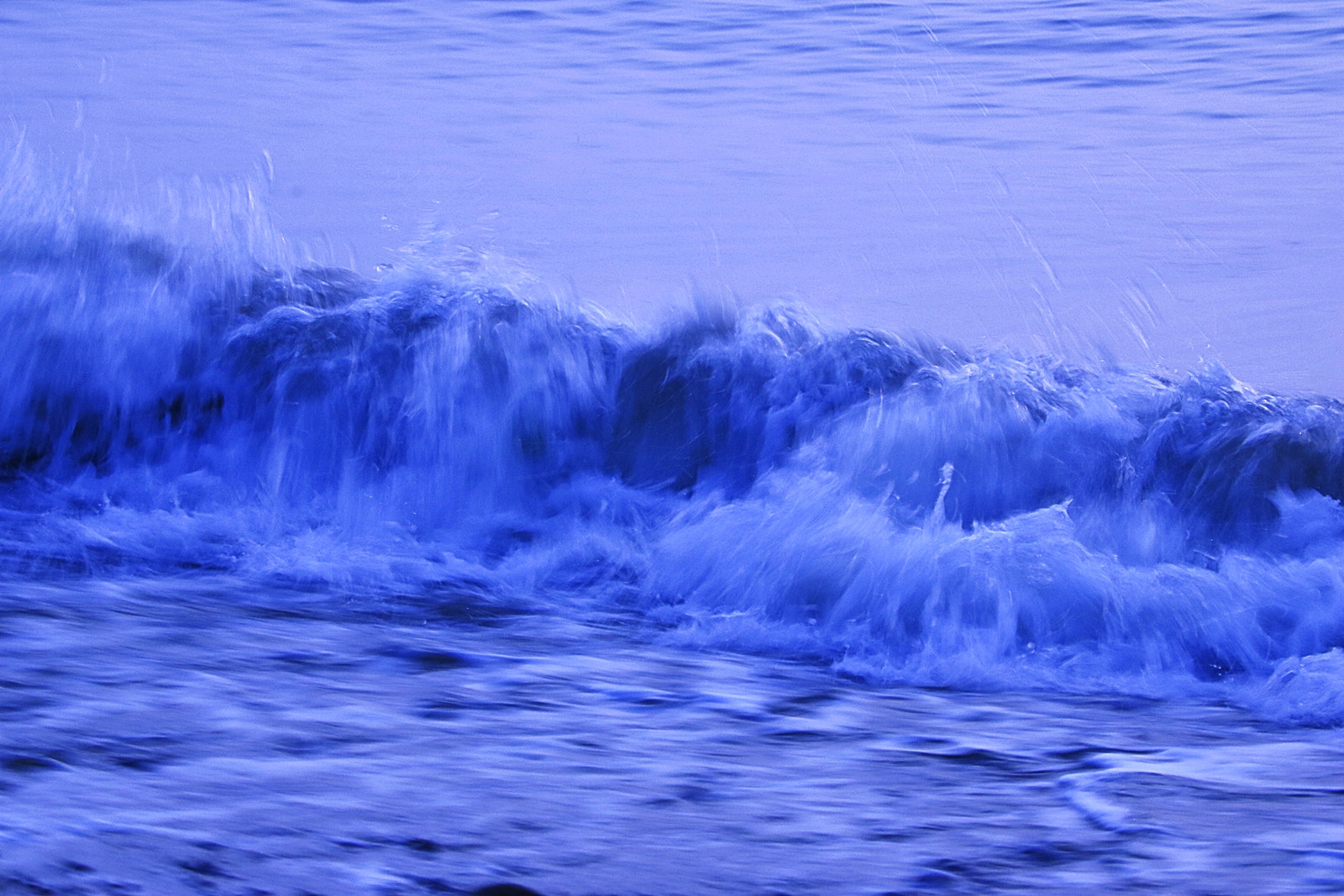 Canon EOS 750D (EOS Rebel T6i / EOS Kiss X8i) sample photo. Wave photography