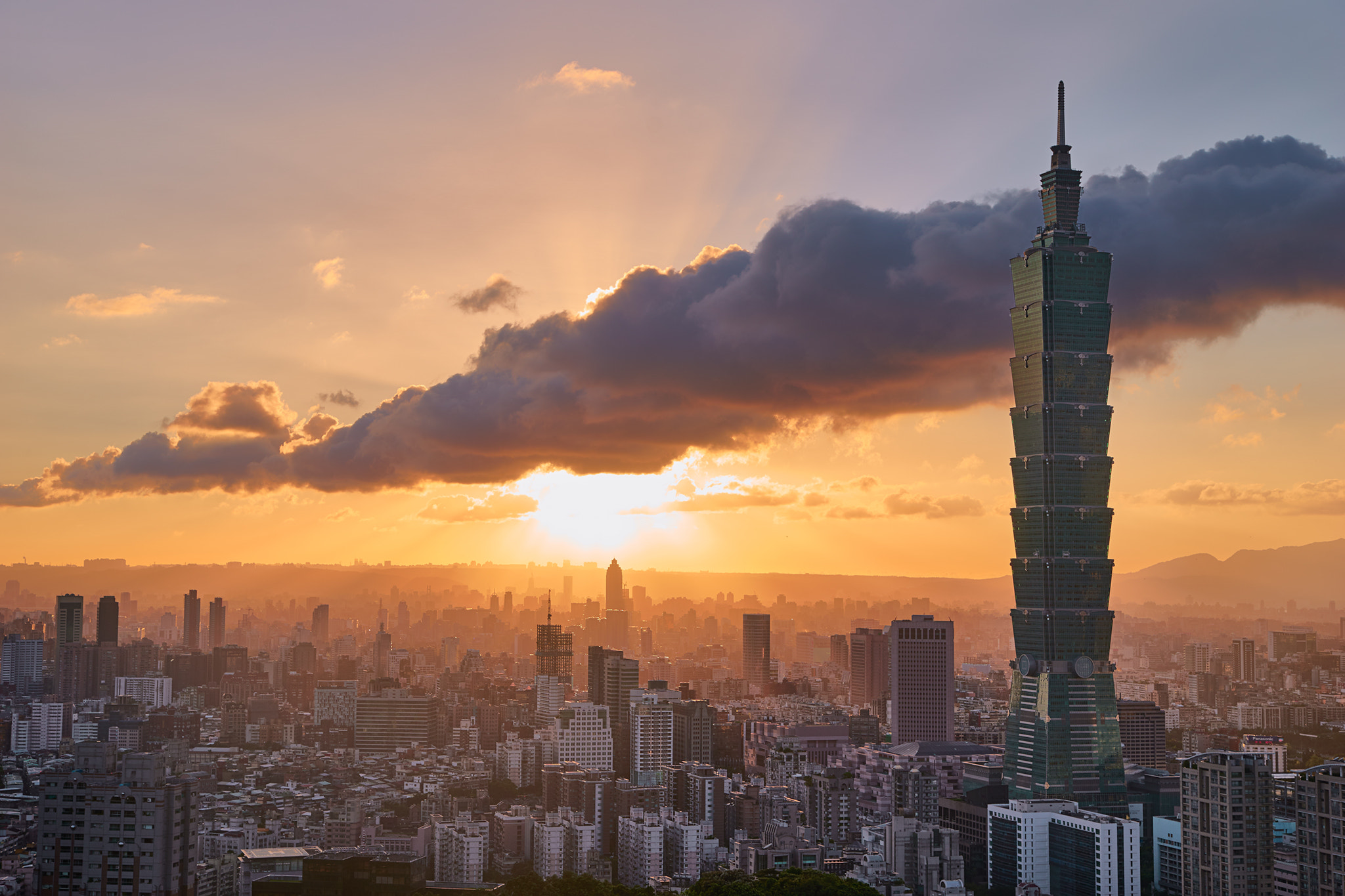 Sony a7 sample photo. Taipei 101 photography