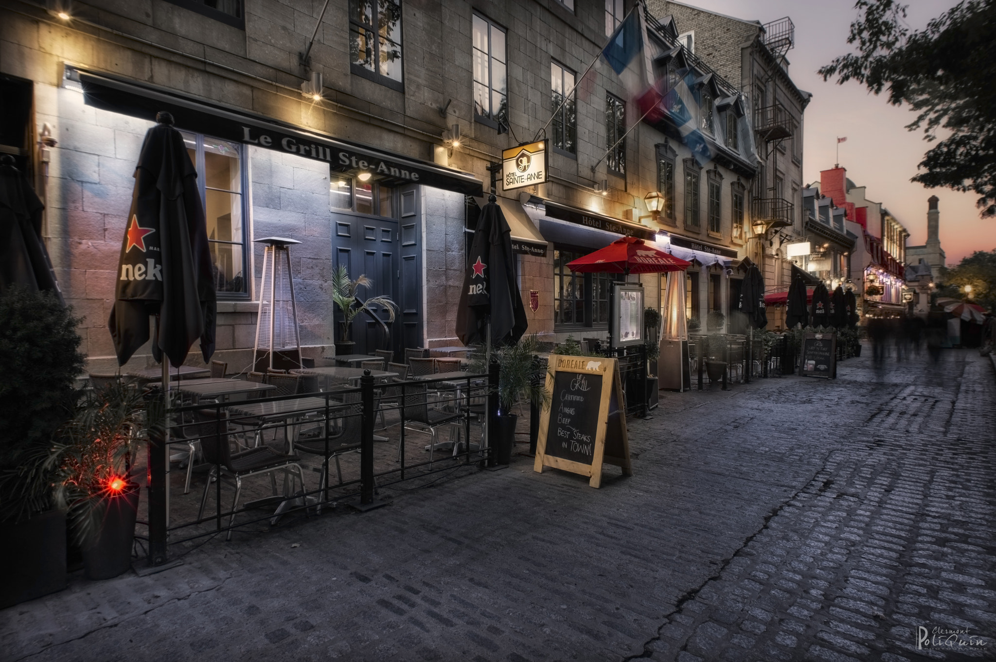 Nikon D600 + Nikon AF Nikkor 20mm F2.8D sample photo. Blue hour on rue ste-anne, old quebec photography