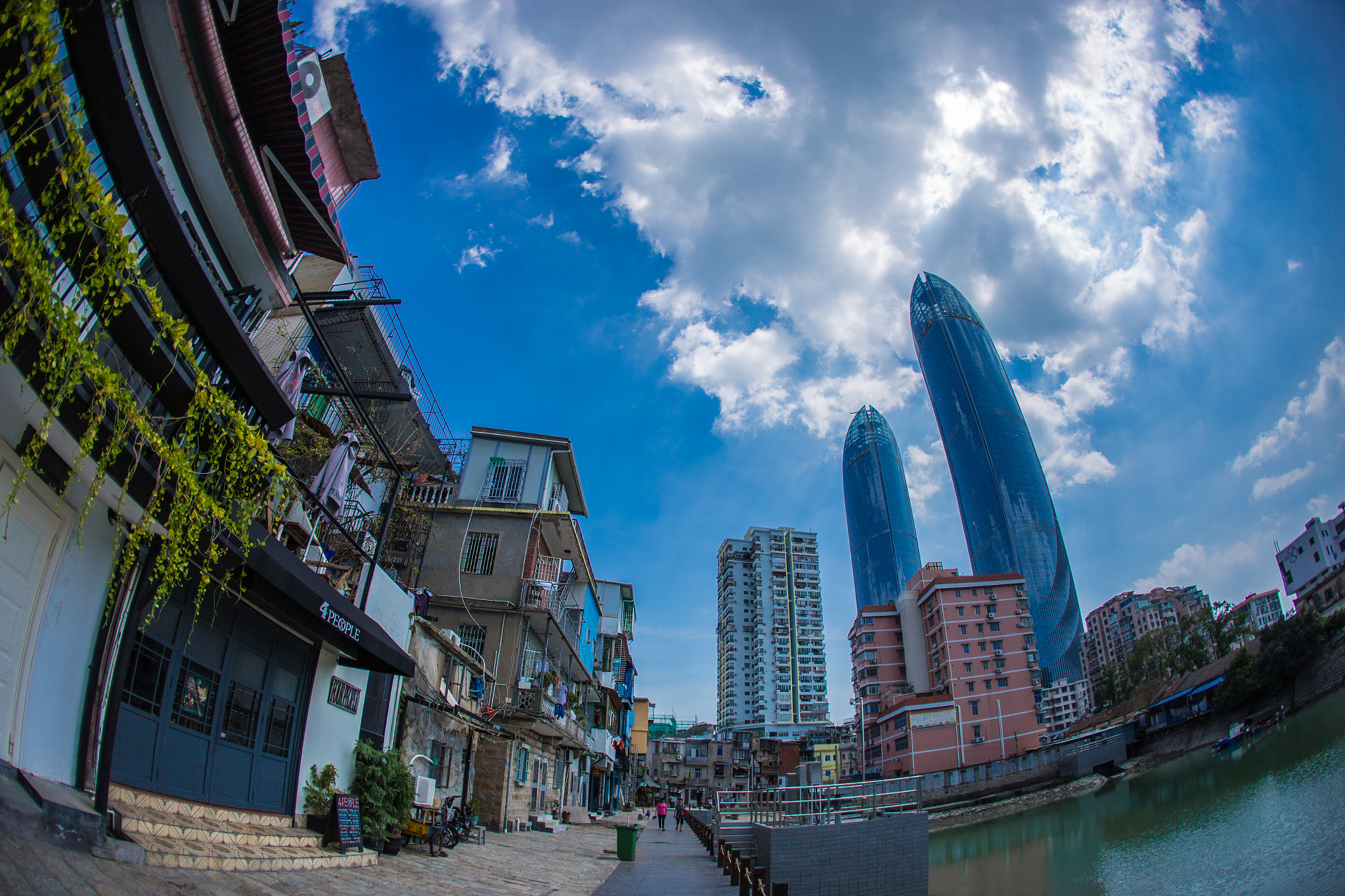 Canon EOS 6D + Canon EF 15mm F2.8 Fisheye sample photo