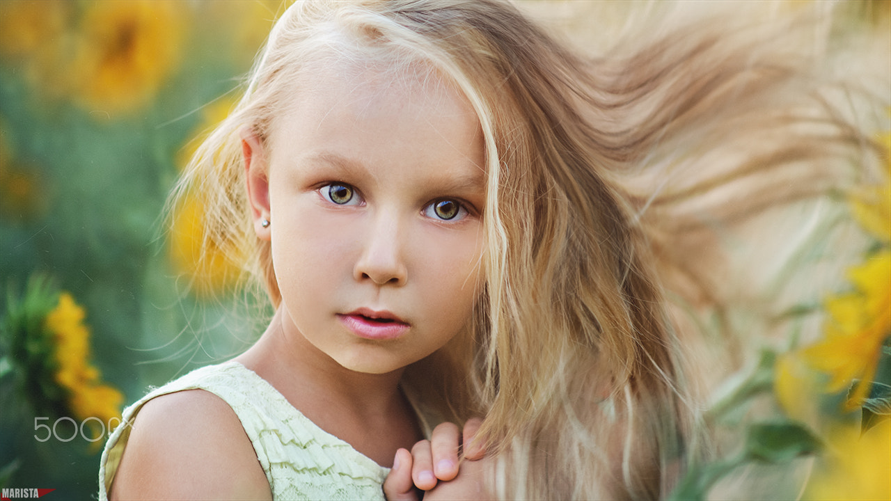 Nikon D7000 + Sigma 85mm F1.4 EX DG HSM sample photo. Girl of the summer photography
