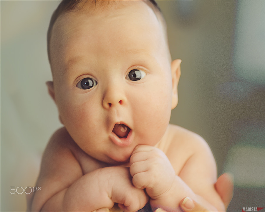 Nikon D7000 + Sigma 85mm F1.4 EX DG HSM sample photo. Newborn photography
