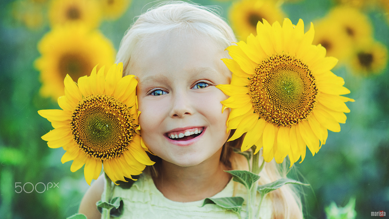 Nikon D7000 + Sigma 85mm F1.4 EX DG HSM sample photo. Girl of the summer photography