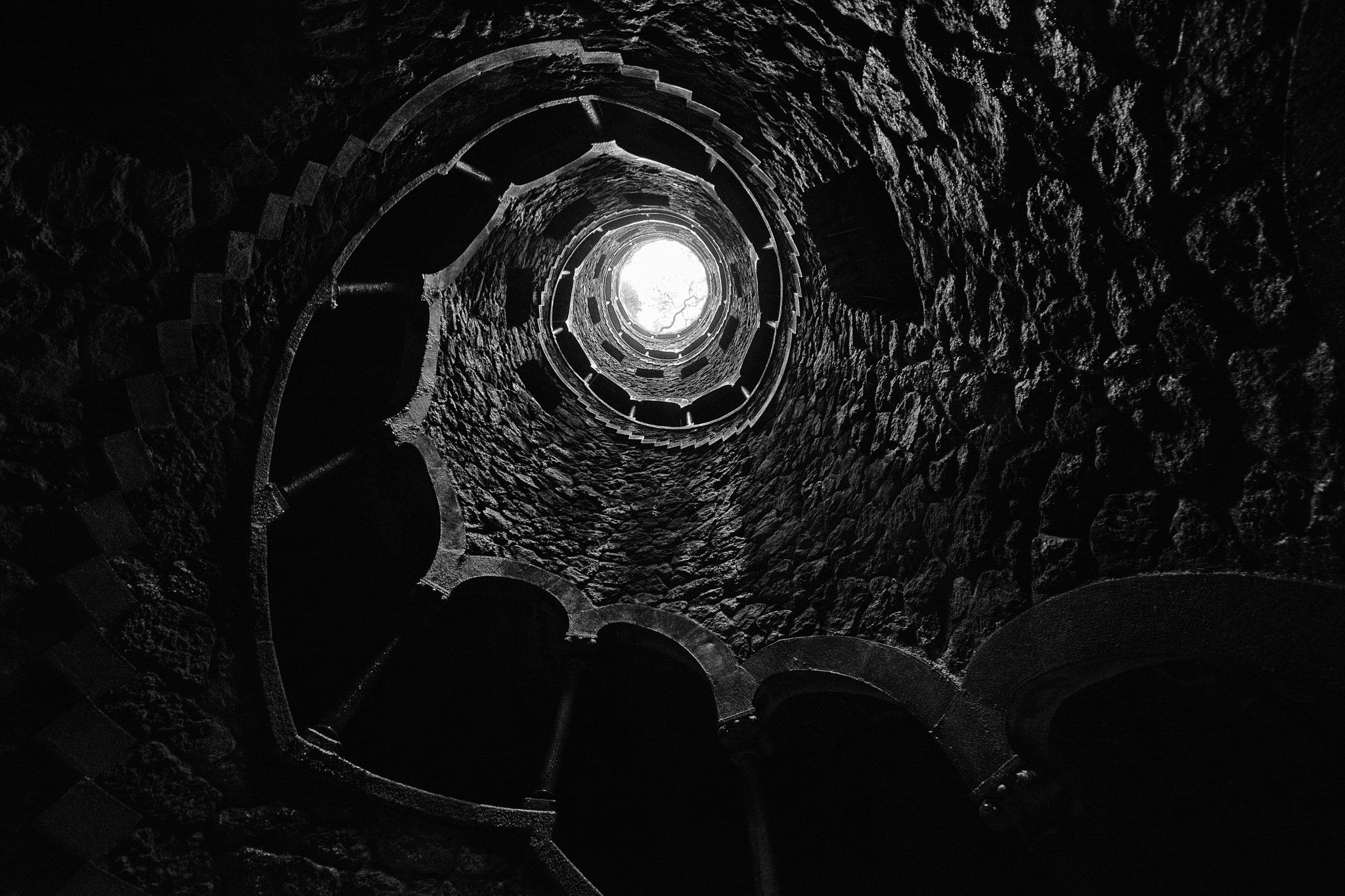 Sigma 8-16mm F4.5-5.6 DC HSM sample photo. The spiral photography