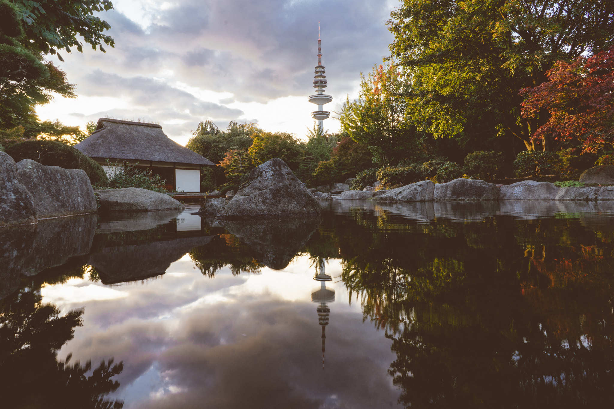 Sony a7 + FE 21mm F2.8 sample photo. Japanese garden in hamburg photography