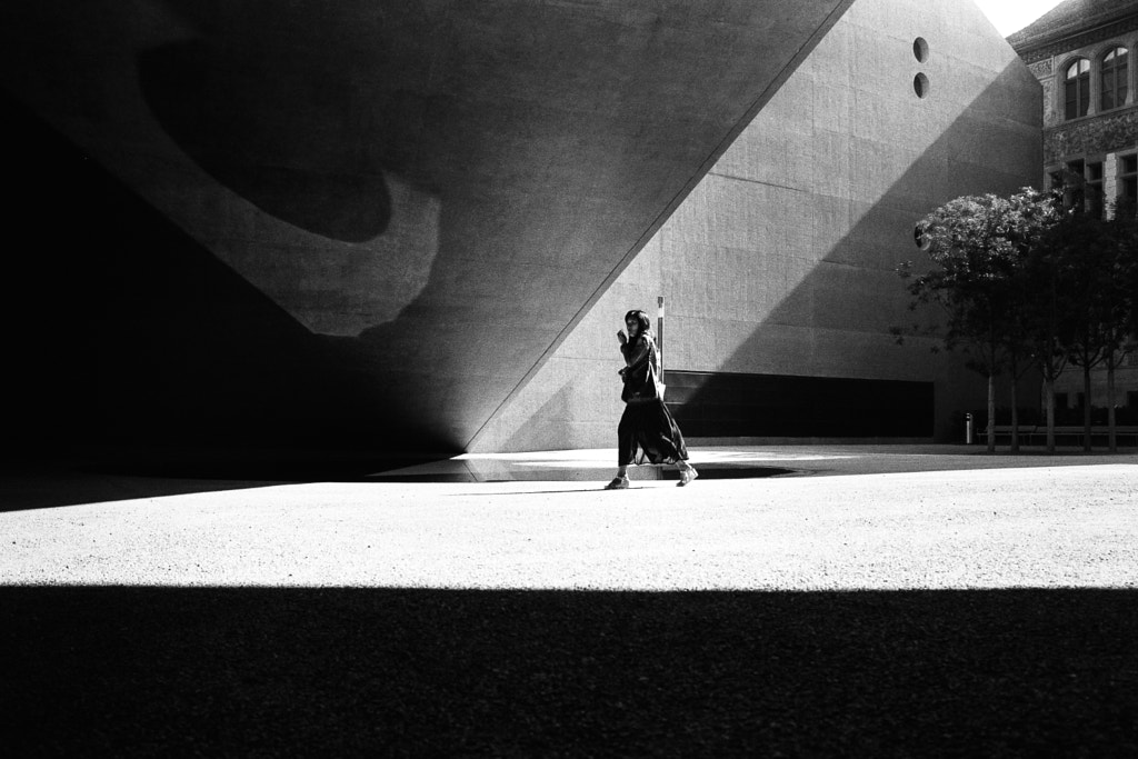 walker in the light by Tobi Gaulke on 500px.com