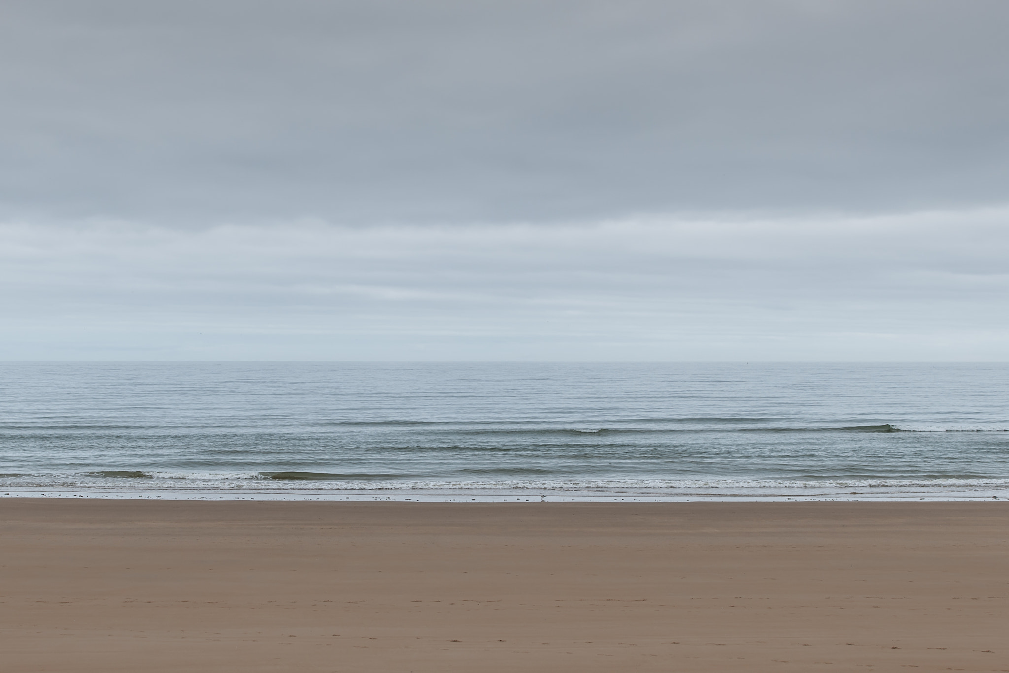 Nikon D3X + Nikon AF-S Nikkor 200-400mm F4G ED-IF VR sample photo. Omaha beach photography