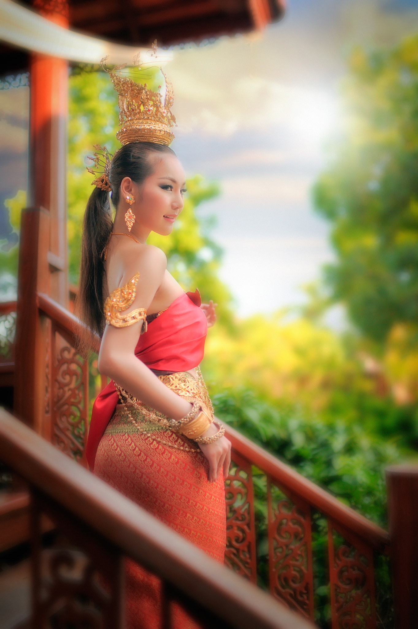 Nikon D700 + Nikon AF-S Nikkor 35mm F1.4G sample photo. Thai beauty photography