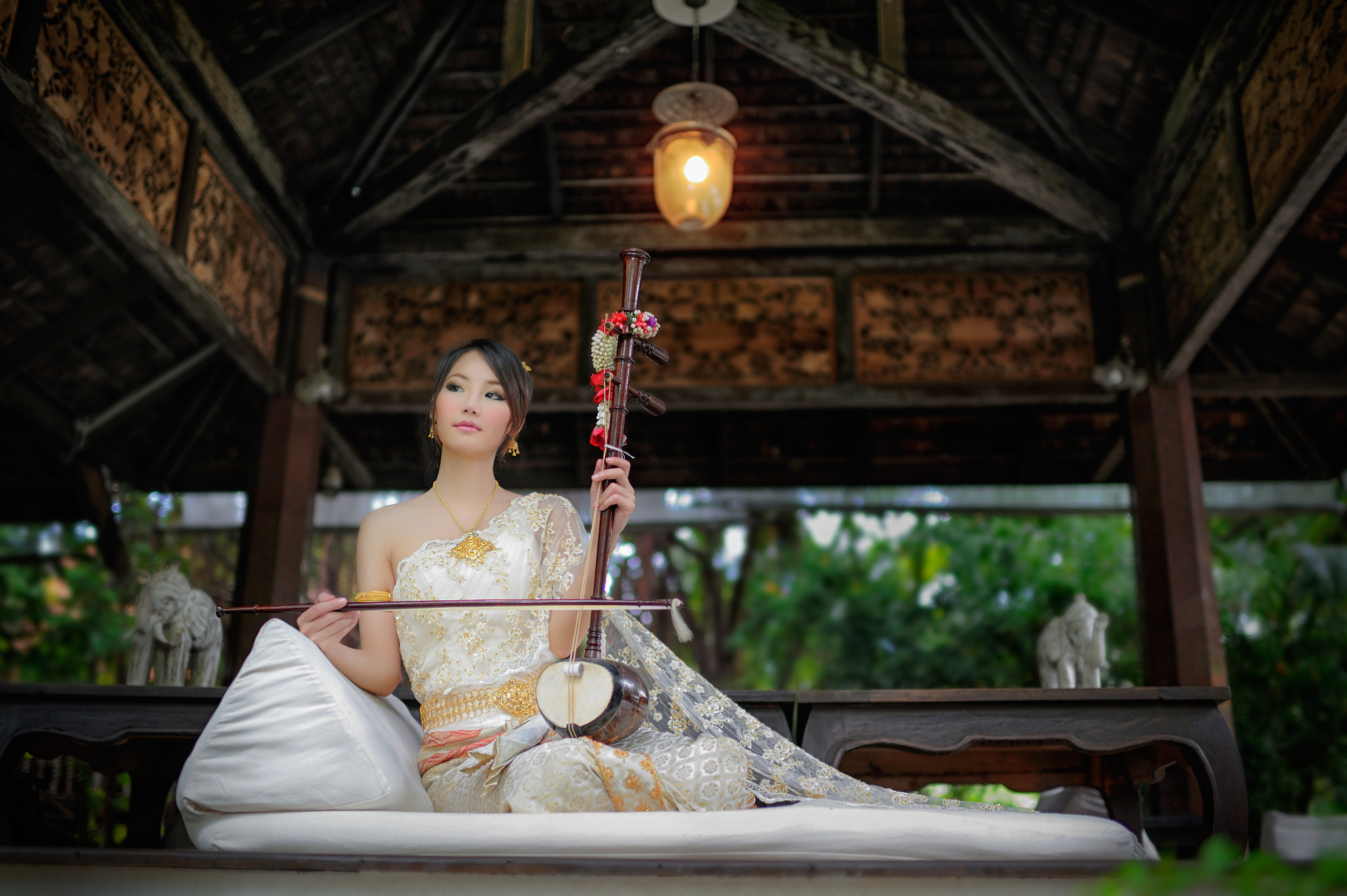 Nikon D700 + Nikon AF-S Nikkor 35mm F1.4G sample photo. Thai beauty photography