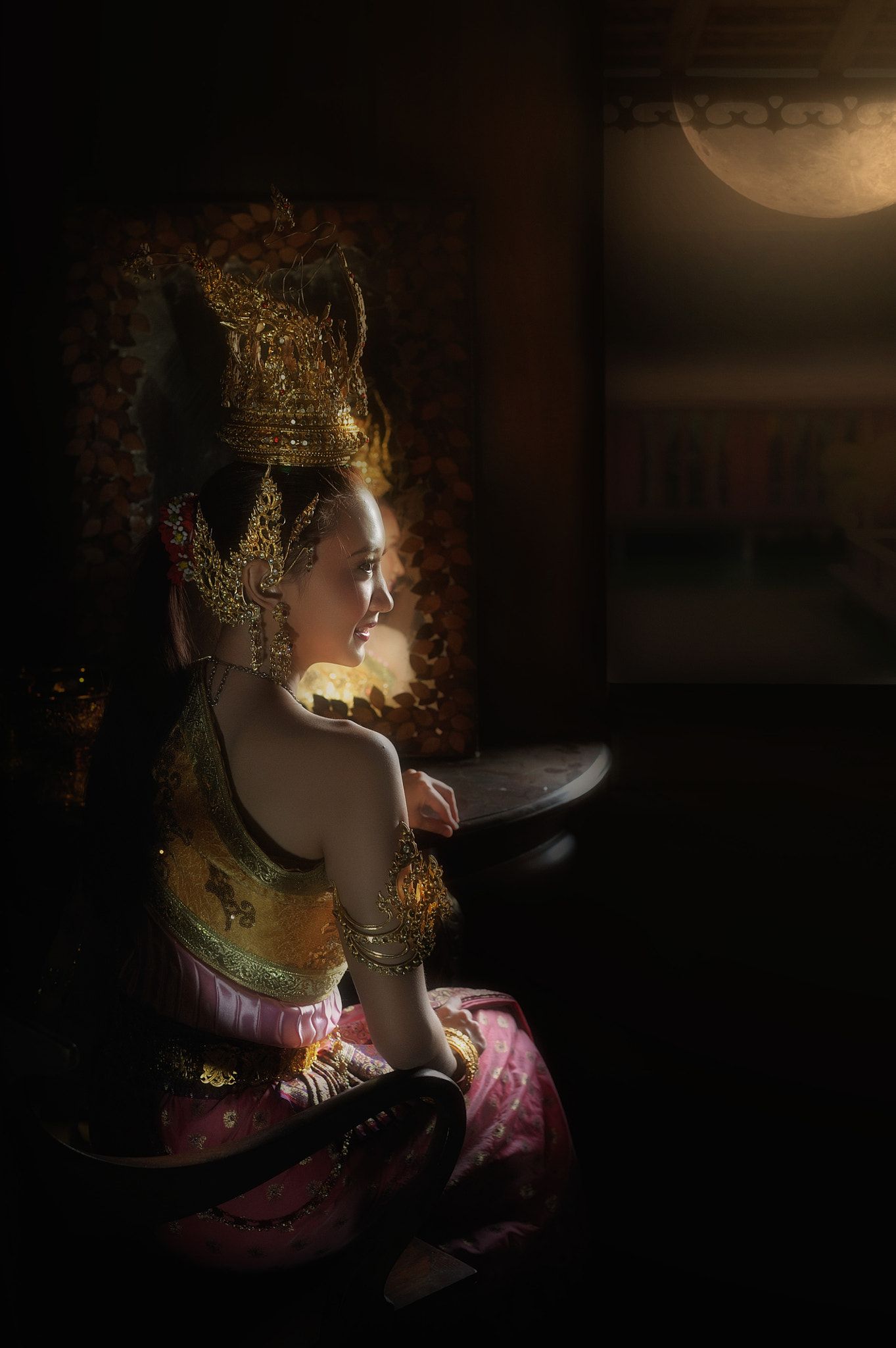 Nikon D700 + Nikon AF-S Nikkor 35mm F1.4G sample photo. Thai beauty photography