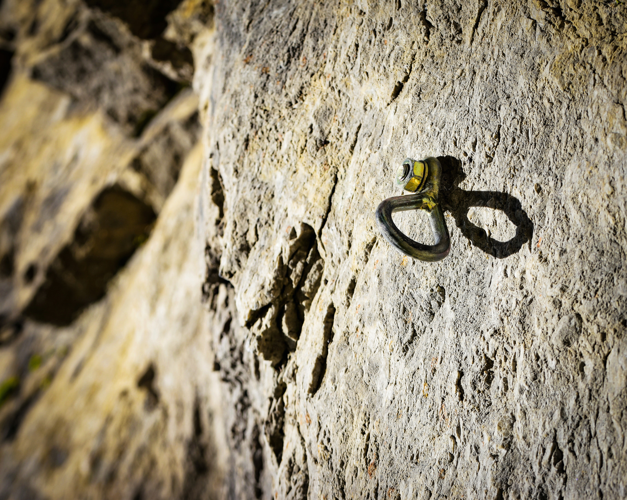 Nikon D5500 + Tamron SP 90mm F2.8 Di VC USD 1:1 Macro (F004) sample photo. Anchor climbing on a rock wall photography