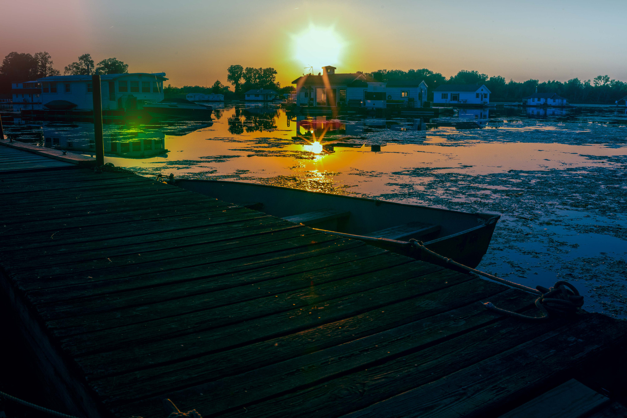 Samyang 35mm F1.4 AS UMC sample photo. The houseboat on horseshoe pond (presque isle)#25 photography