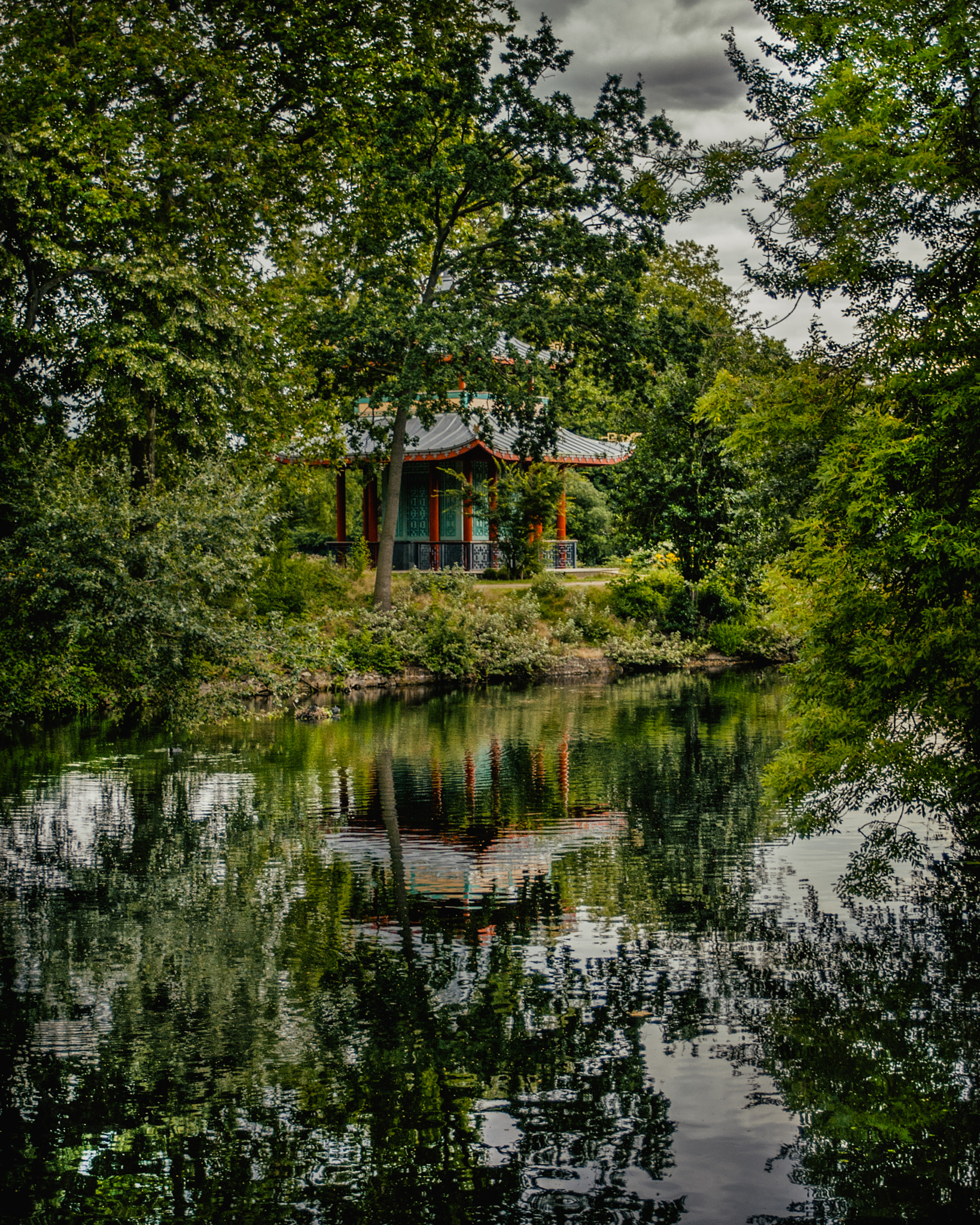 AF Zoom-Nikkor 28-105mm f/3.5-4.5D IF sample photo. A tranquil place photography