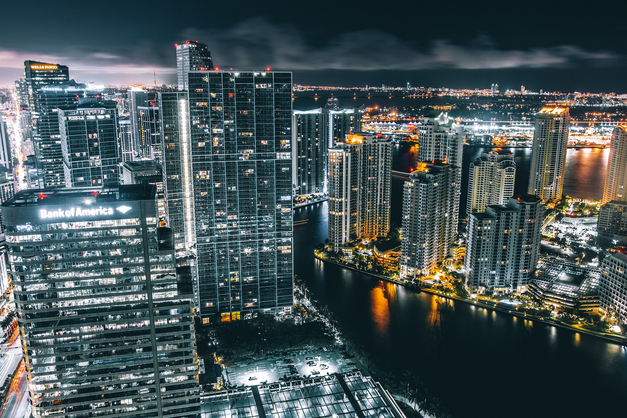 Sigma 18-35mm f/1.8 DC HSM sample photo. Climbed 44 flights of stairs just enjoy this view. for sure it was totally worth it photography