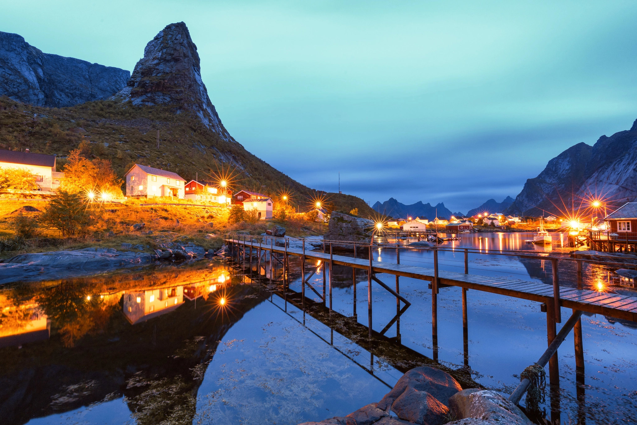 Sony a7R II + Canon EF 16-35mm F4L IS USM sample photo. Blue hour at reine photography