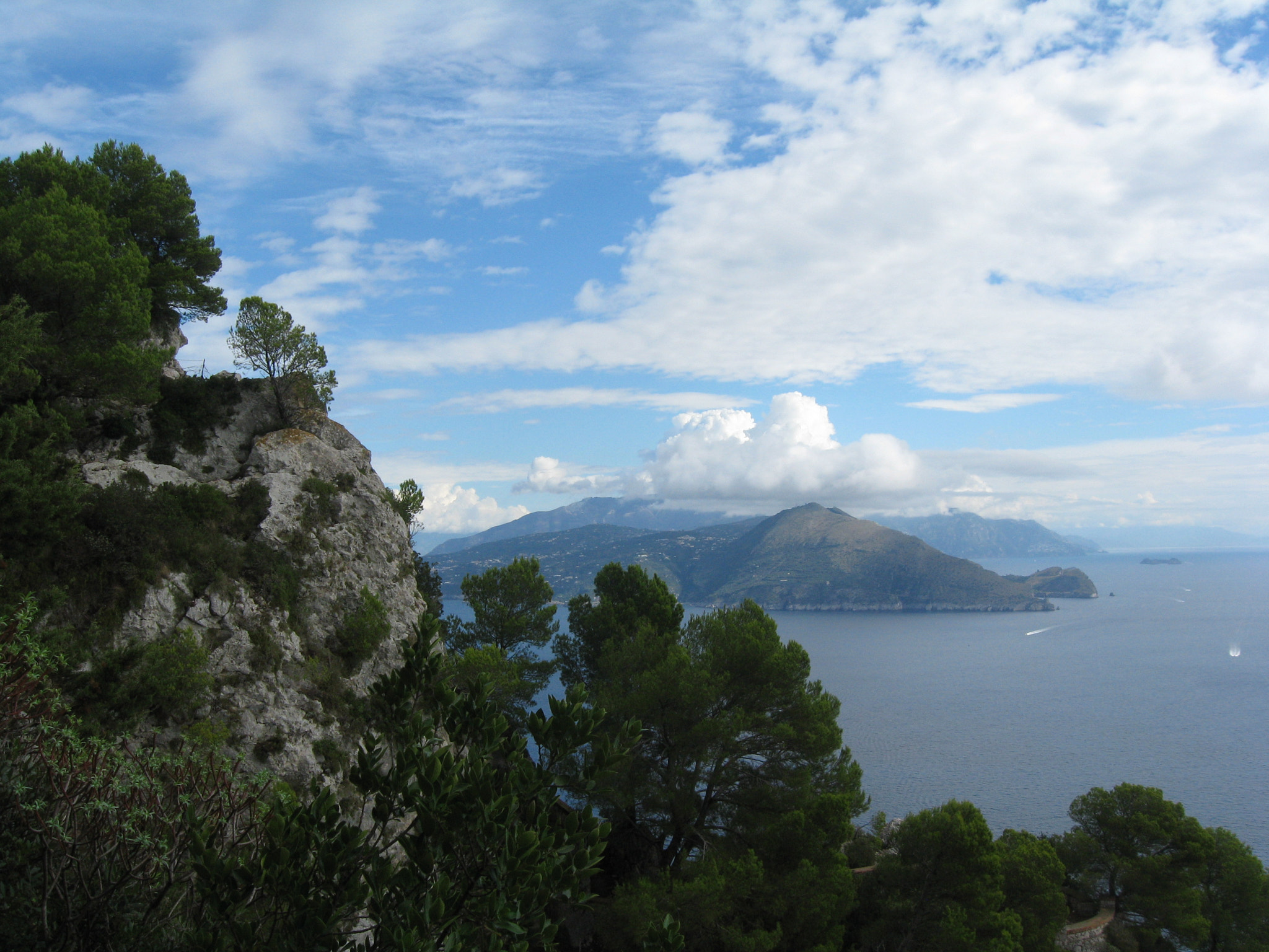 Canon POWERSHOT A570 IS sample photo. View of the mainland from capri photography