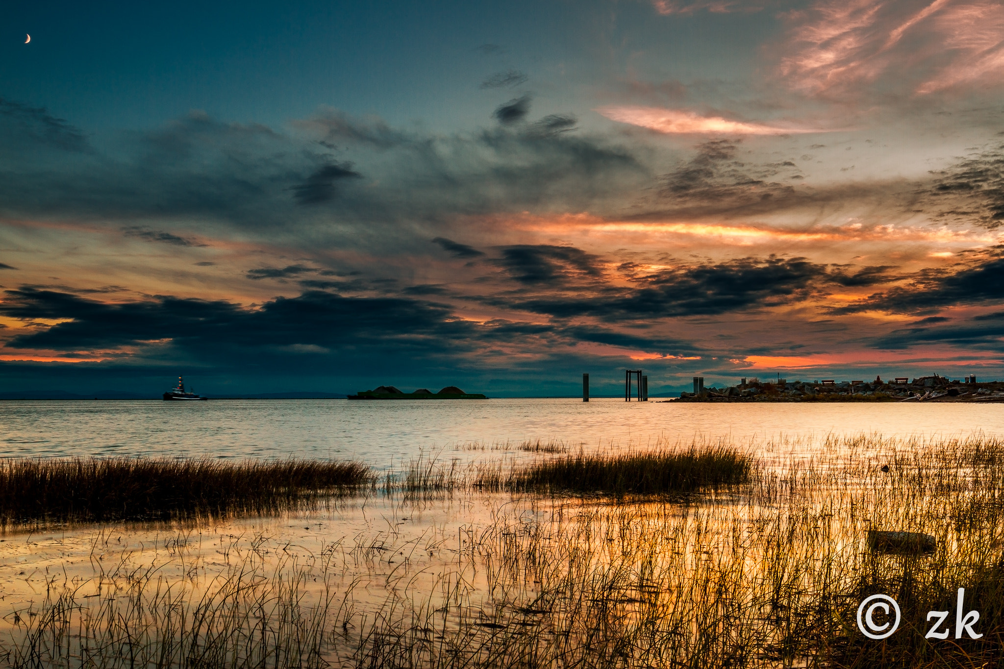 Canon EOS 7D + Canon EF 16-35mm F4L IS USM sample photo. Nature's canvas photography