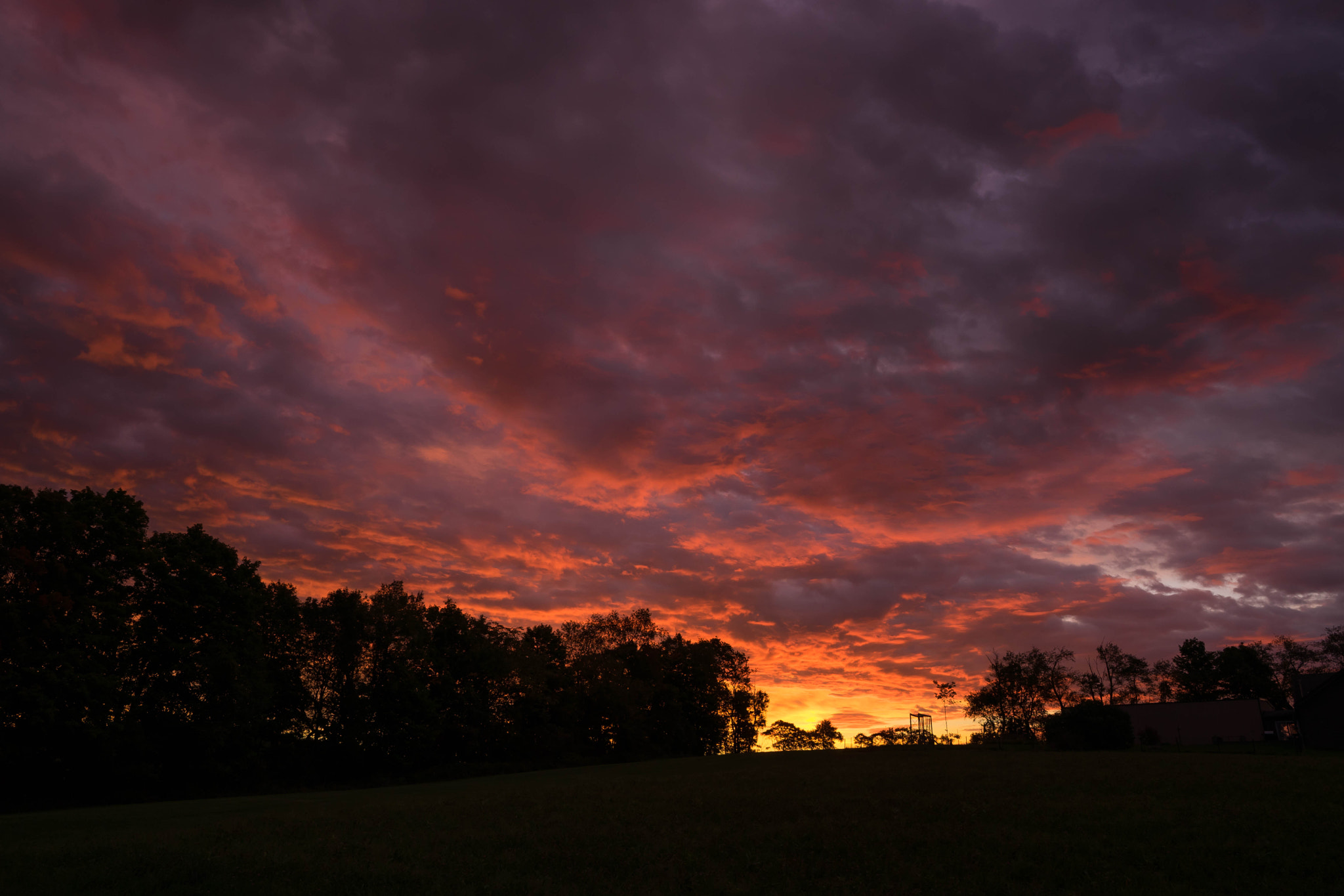 Sony a7 II + ZEISS Batis 25mm F2 sample photo. September sunrise photography