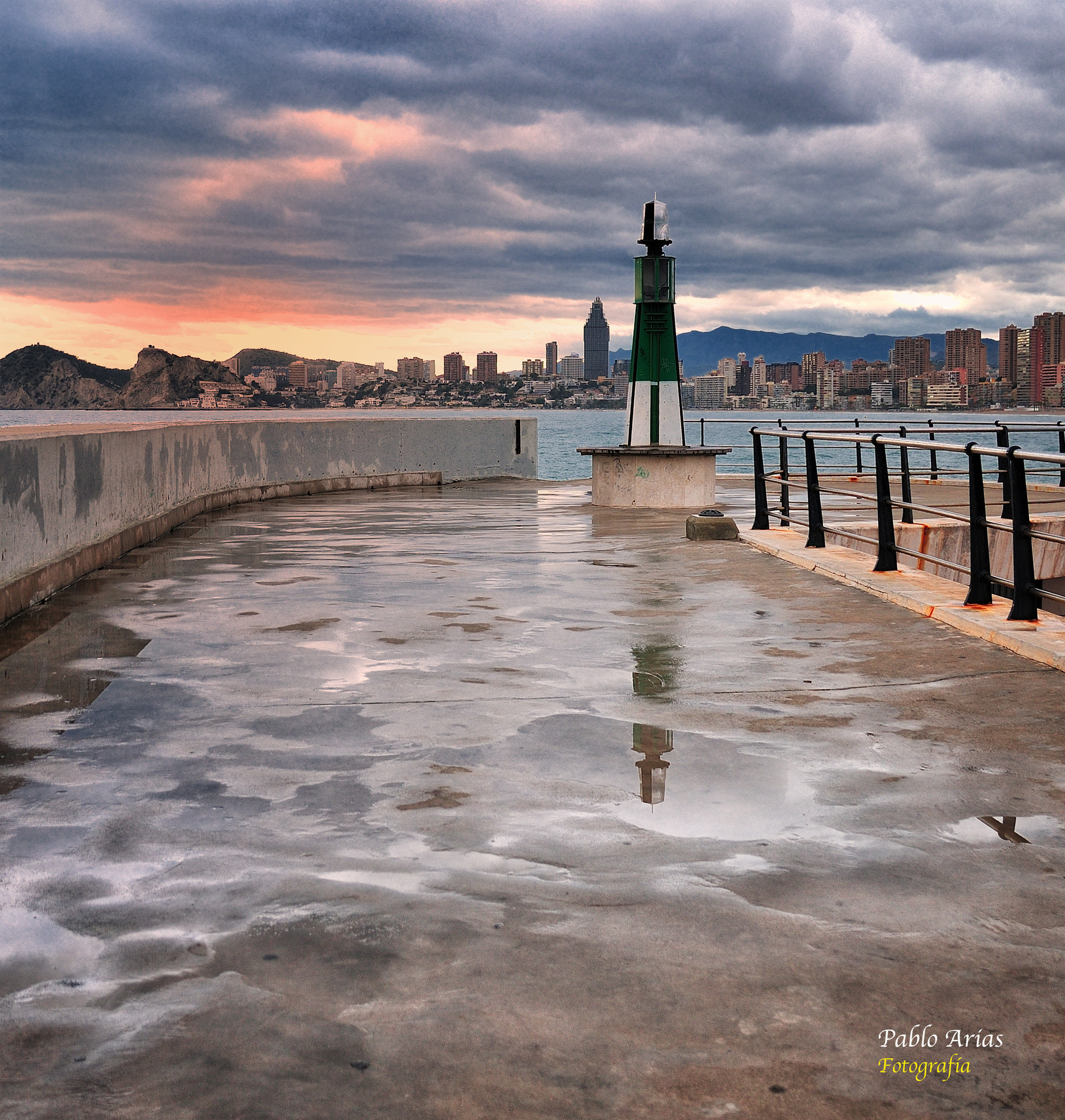 Nikon D300 sample photo. Reflejos photography