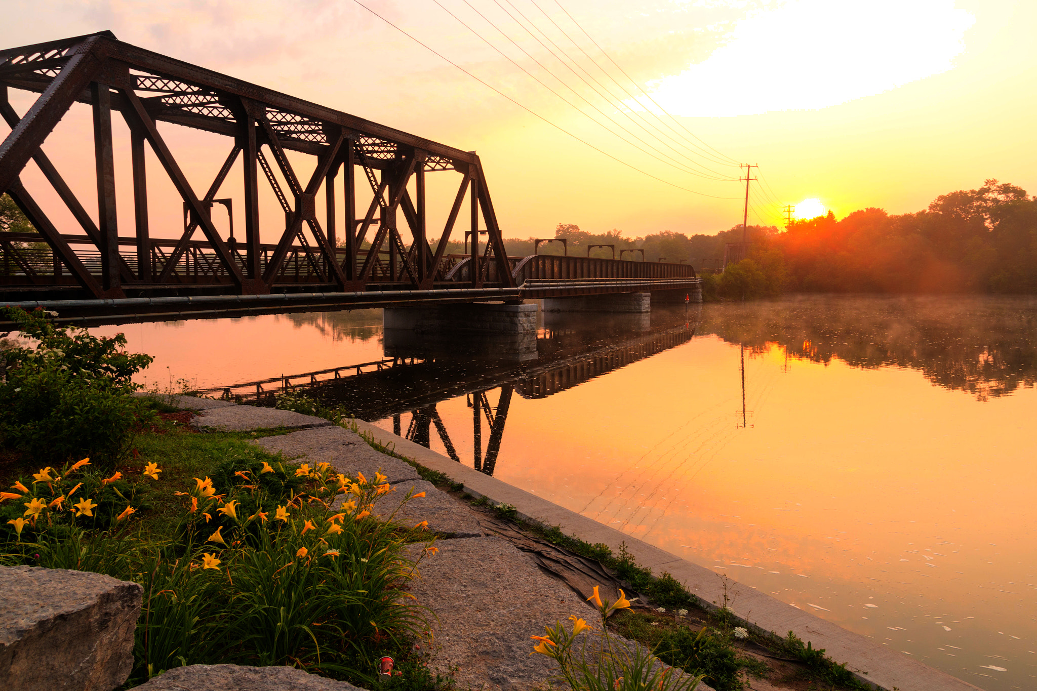 Canon EOS 70D sample photo. Train bridge photography