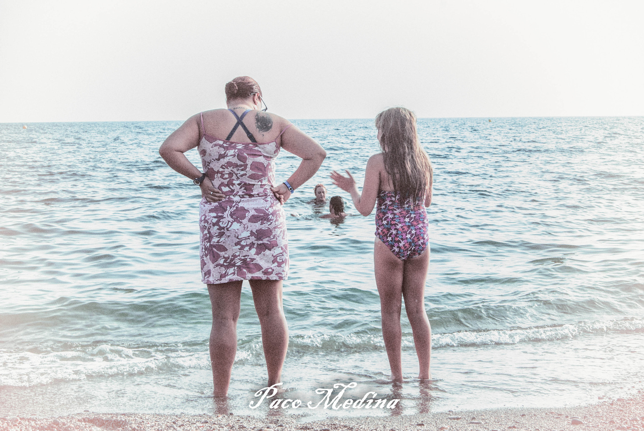 Sony Alpha DSLR-A230 + Sony DT 18-55mm F3.5-5.6 SAM sample photo. Tan profundo... el mar... photography