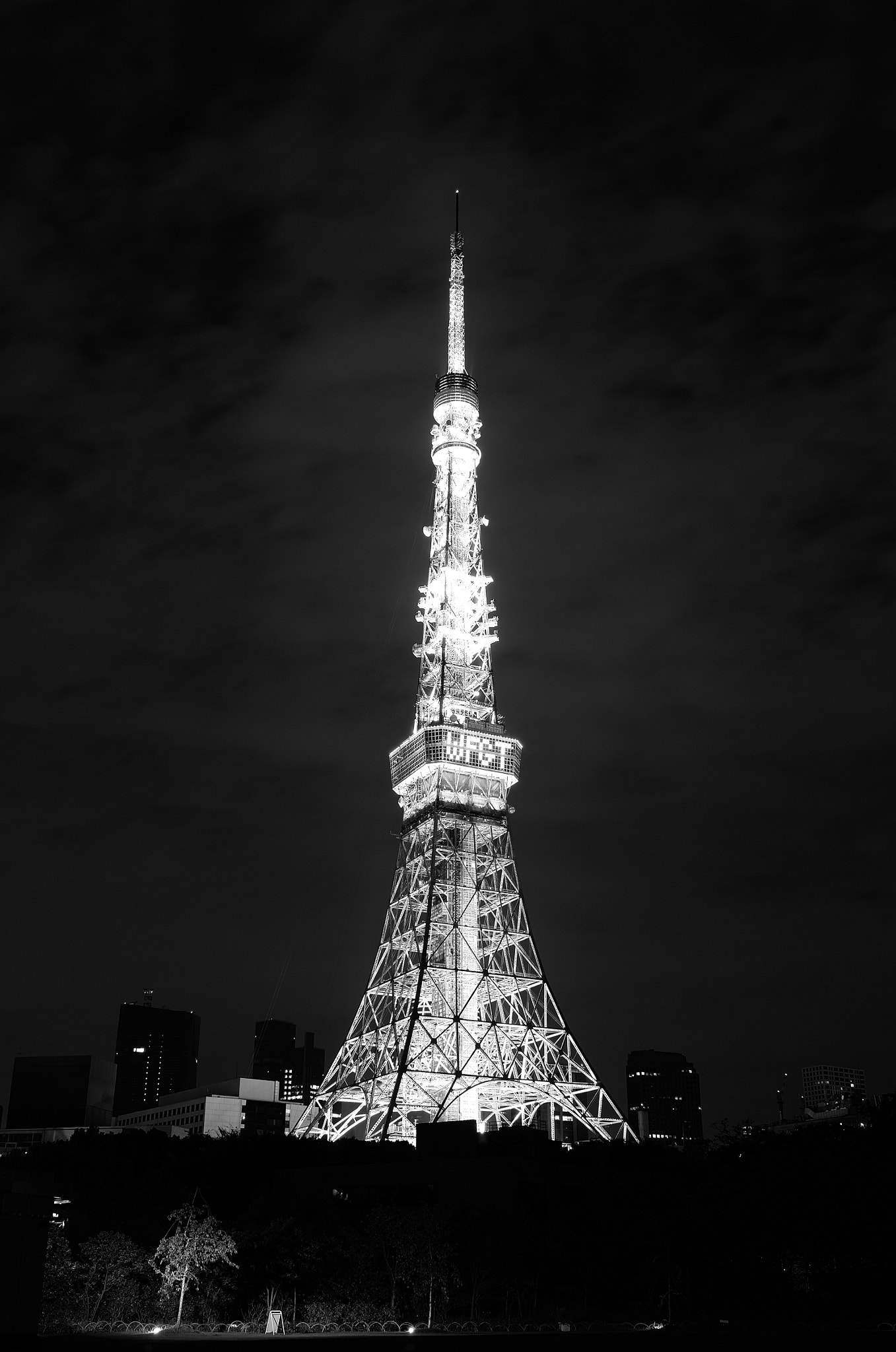 Summicron T 1:2 23 ASPH. sample photo. Tokyo tower photography