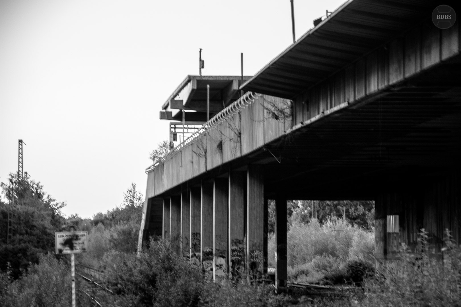 Canon EOS 650D (EOS Rebel T4i / EOS Kiss X6i) sample photo. Olympiabahnhof muinch lost place photography