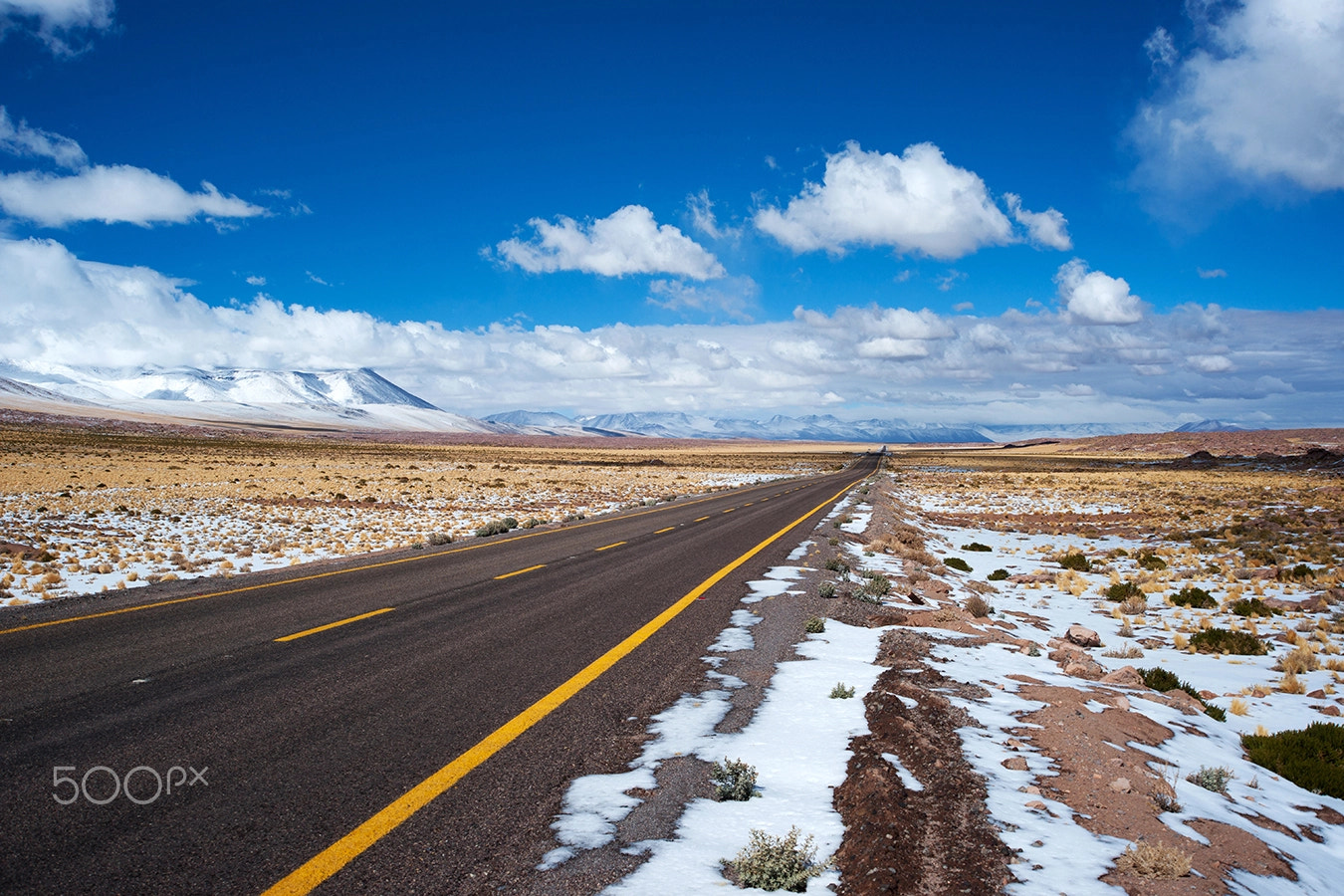 Sony Alpha DSLR-A900 + 35-70mm F4 sample photo. Endless road photography