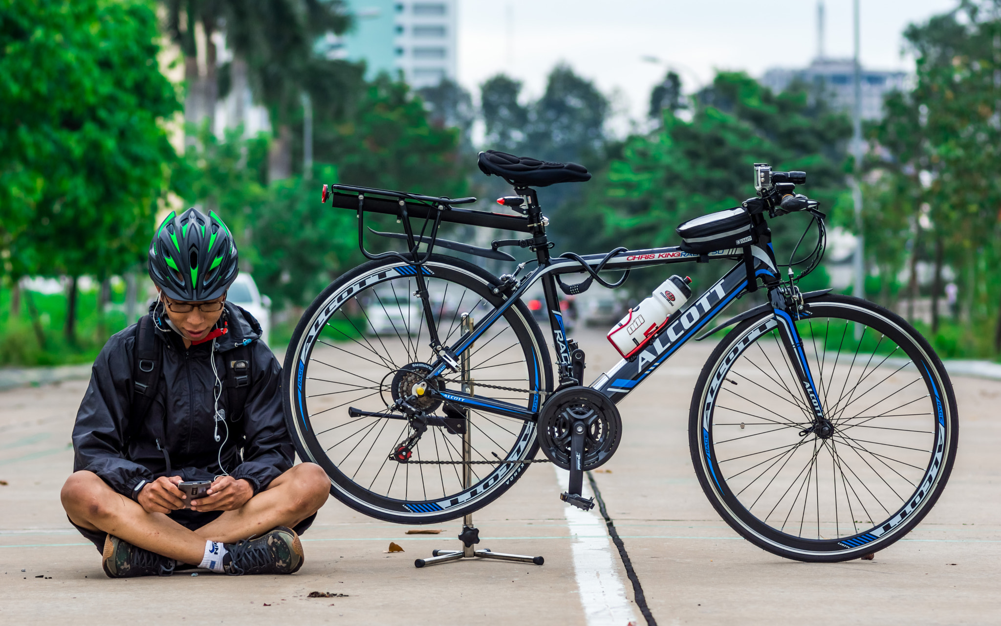 Sony SLT-A77 sample photo. My friend & his bike photography