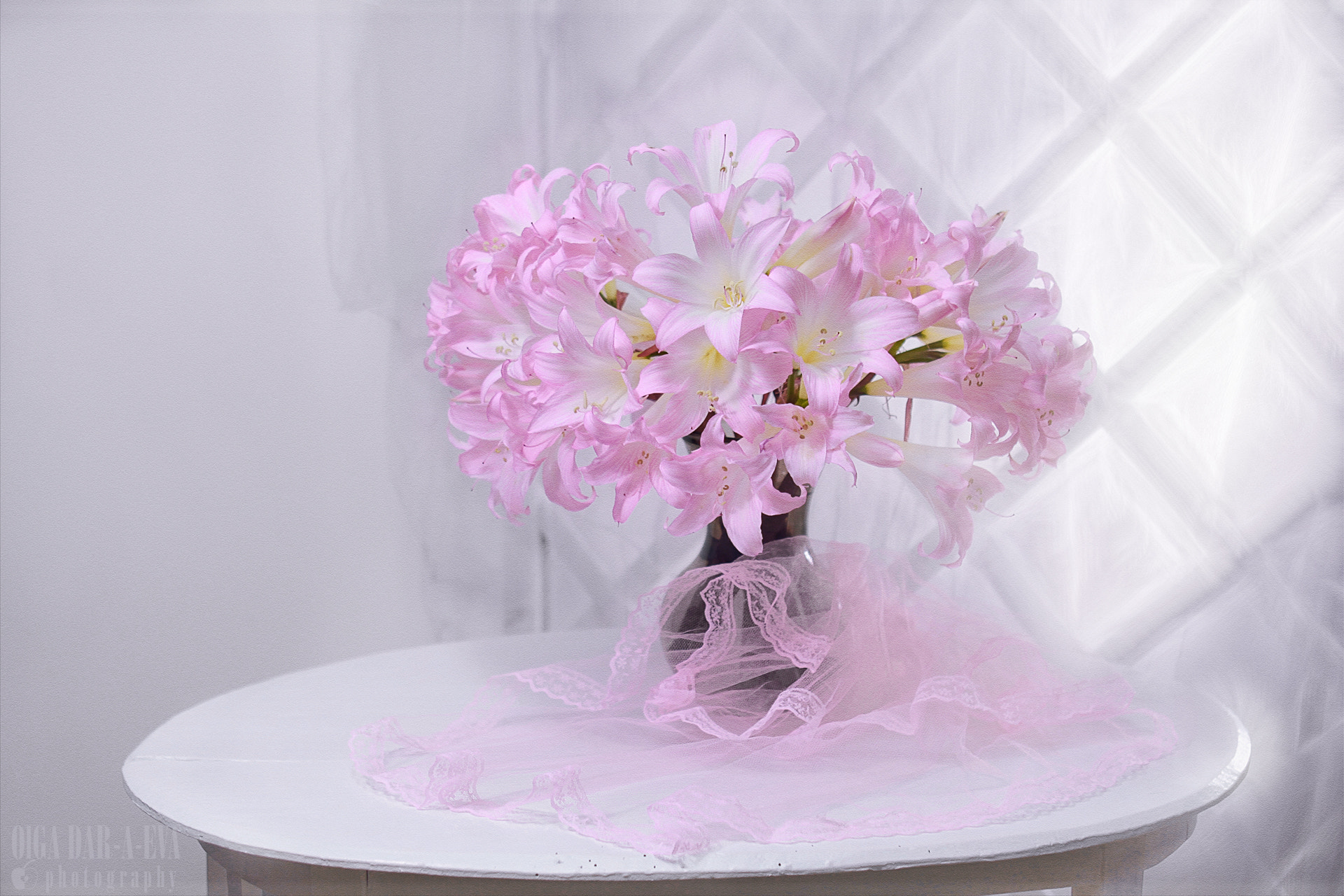 Canon EOS 50D + Canon EF 24-70mm F2.8L USM sample photo. Pink bouquet photography