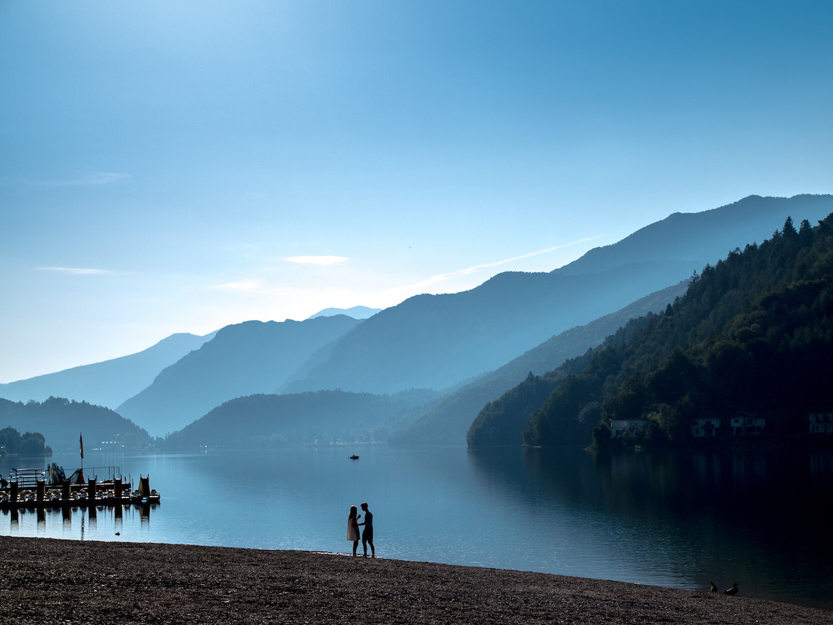 Olympus M.Zuiko Digital 25mm F1.8 sample photo. #blaue stunde #lago di ledro #see #morgenlicht #südtirol photography