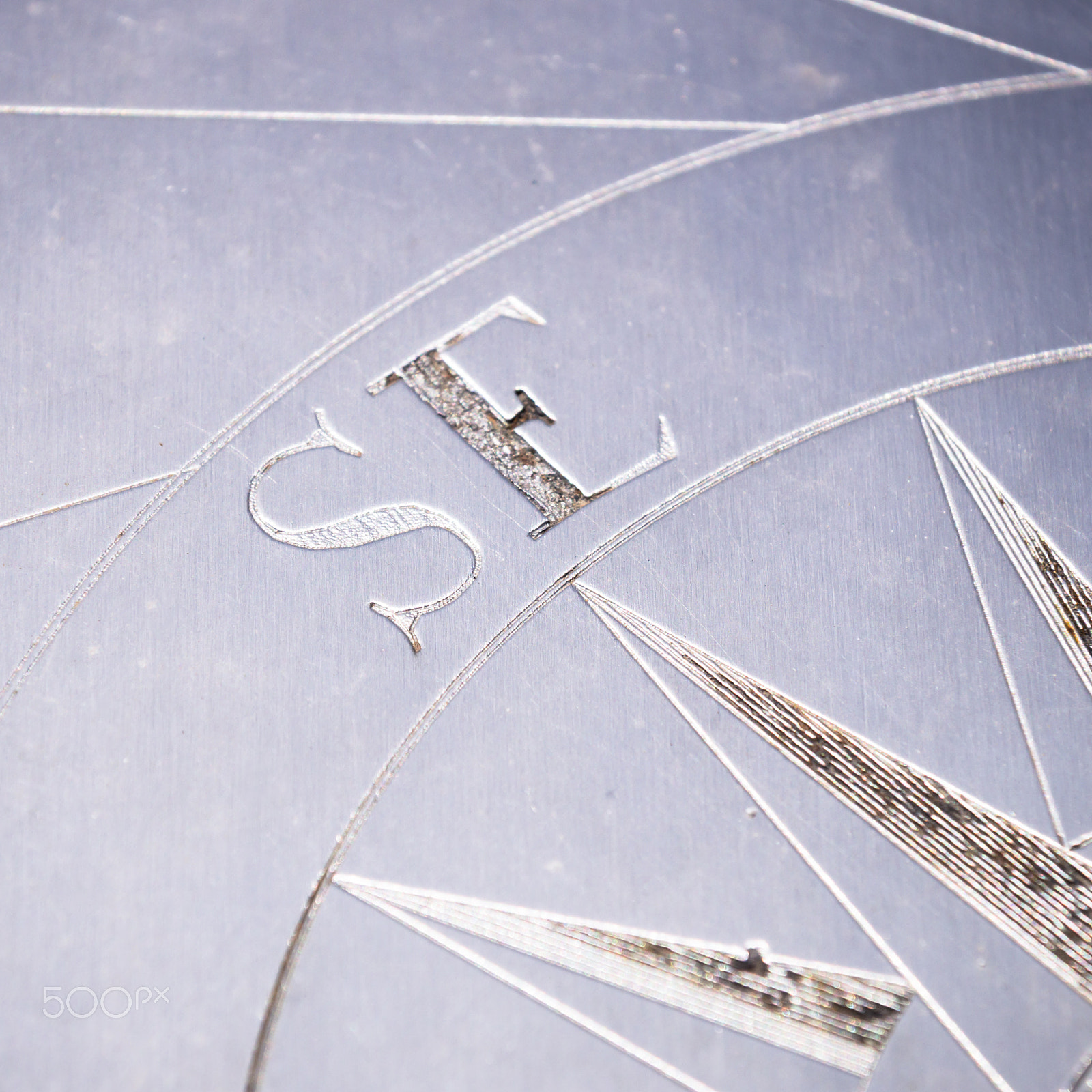 Sony DT 16-105mm F3.5-5.6 sample photo. Compass rose photography