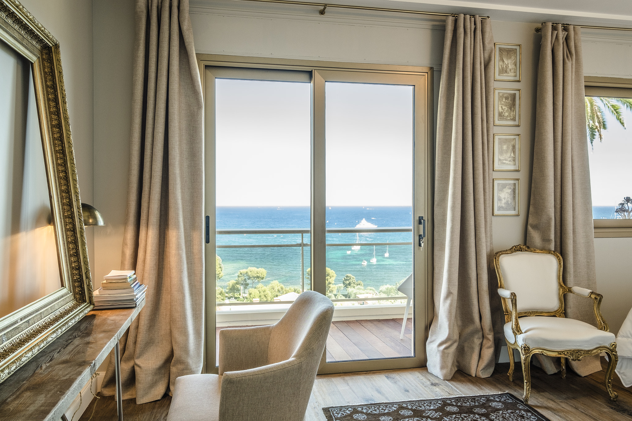 Fujifilm XF 10-24mm F4 R OIS sample photo. Luxury property branding photography