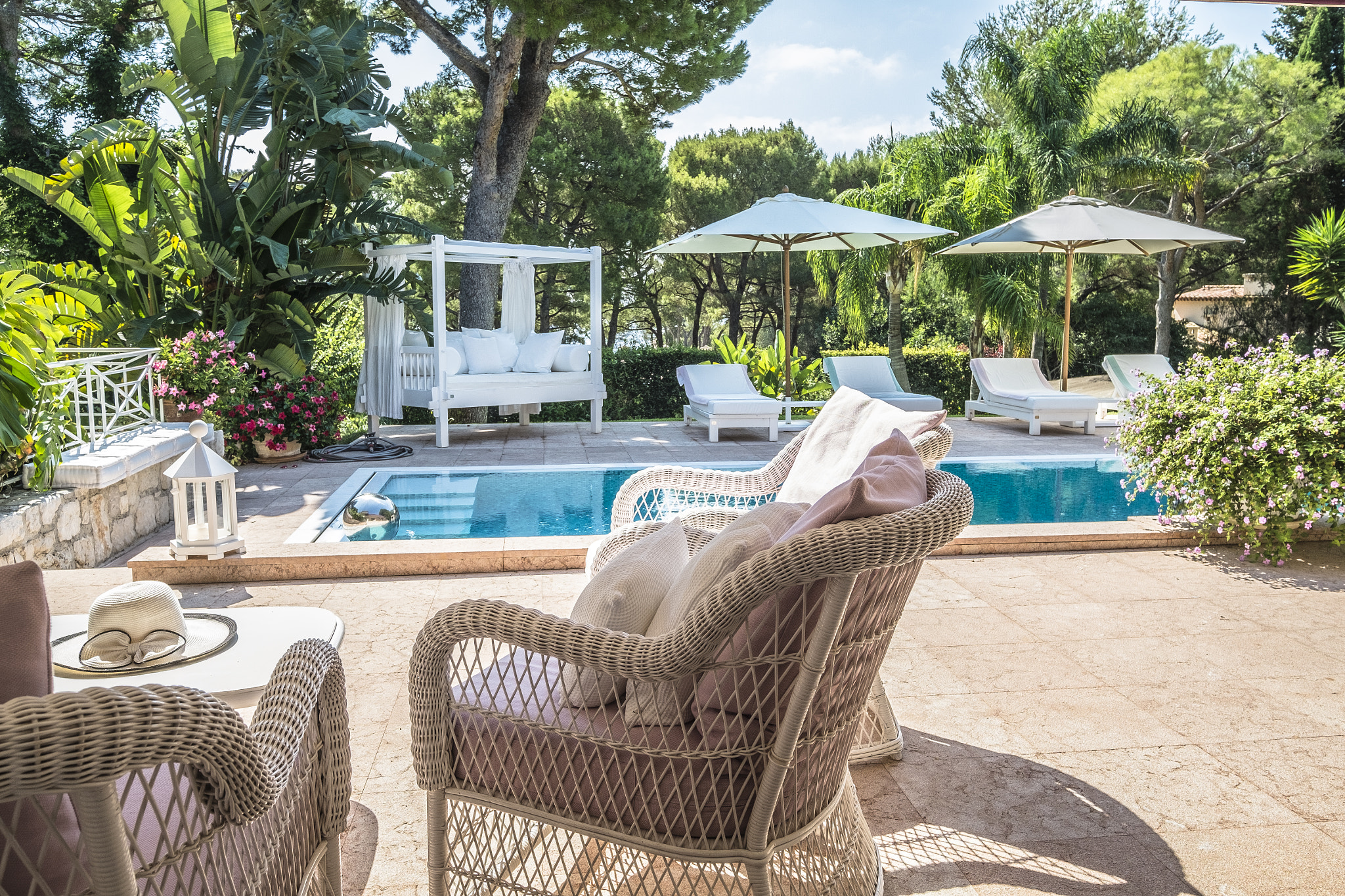 Fujifilm XF 10-24mm F4 R OIS sample photo. Luxury property branding photography