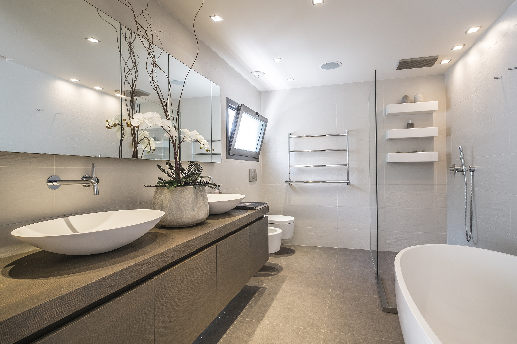 Fujifilm XF 10-24mm F4 R OIS sample photo. Luxury property branding photography