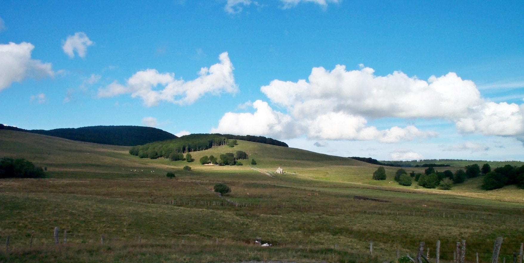 Kodak DC280 ZOOM DIGITAL CAMERA sample photo. Aubrac - paysages photography