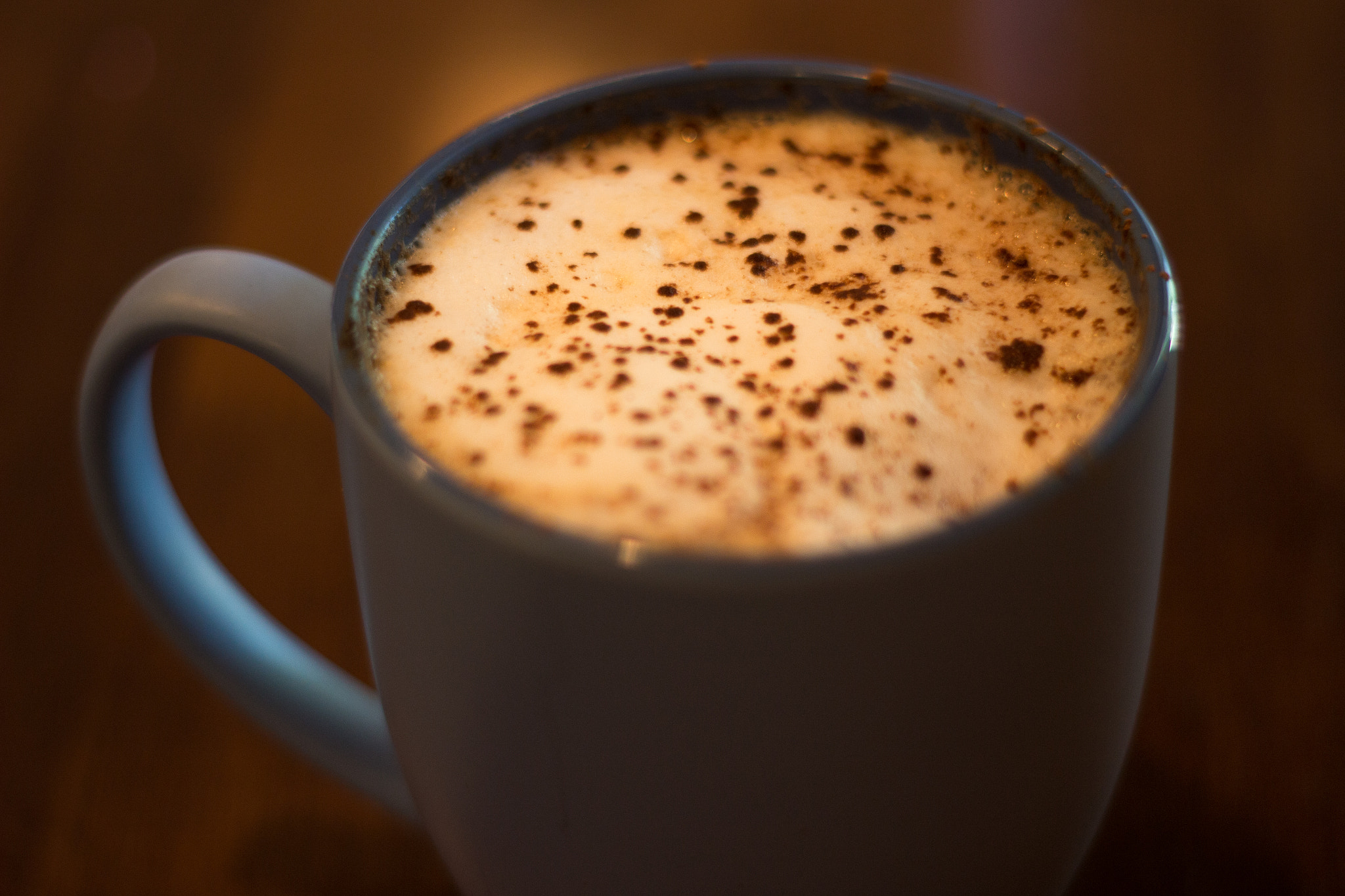Canon EOS 100D (EOS Rebel SL1 / EOS Kiss X7) sample photo. Cup of happy photography