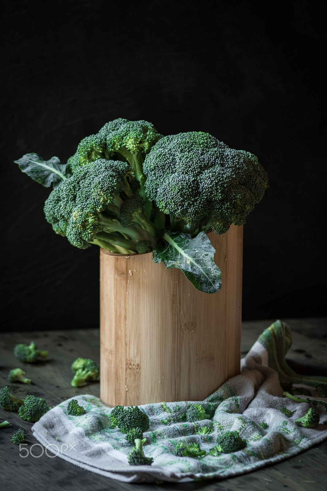 Canon EF 75-300mm f/4-5.6 USM sample photo. Broccoli tree photography