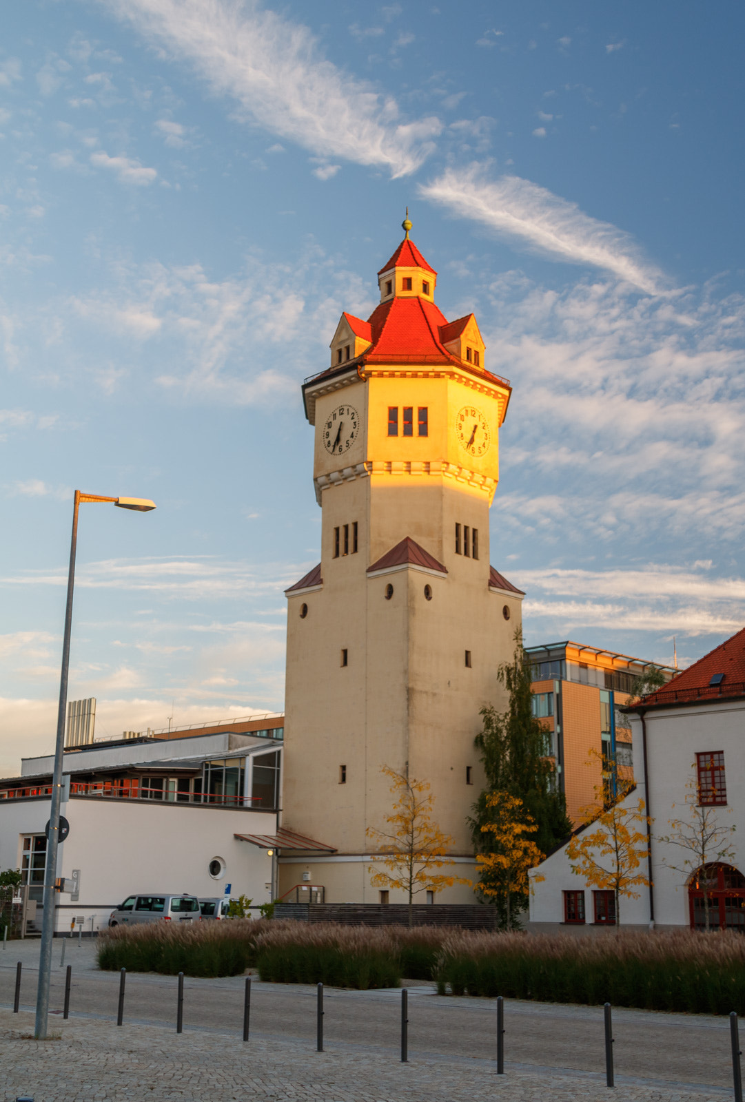Canon EOS 760D (EOS Rebel T6s / EOS 8000D) + Canon EF 24-105mm F4L IS USM sample photo. Feuerturm photography