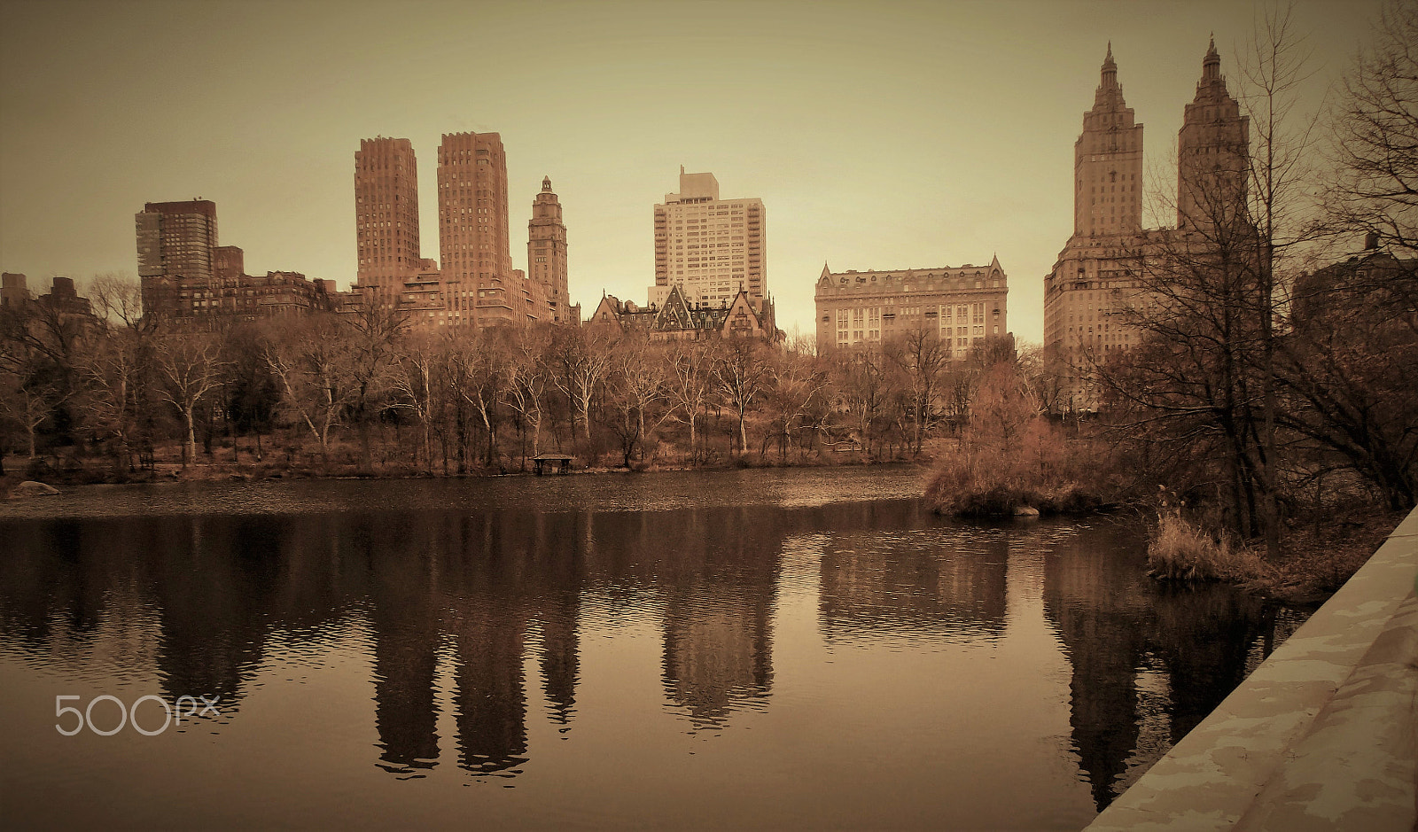 Fujifilm FinePix T550 sample photo. Reflexion from central park photography