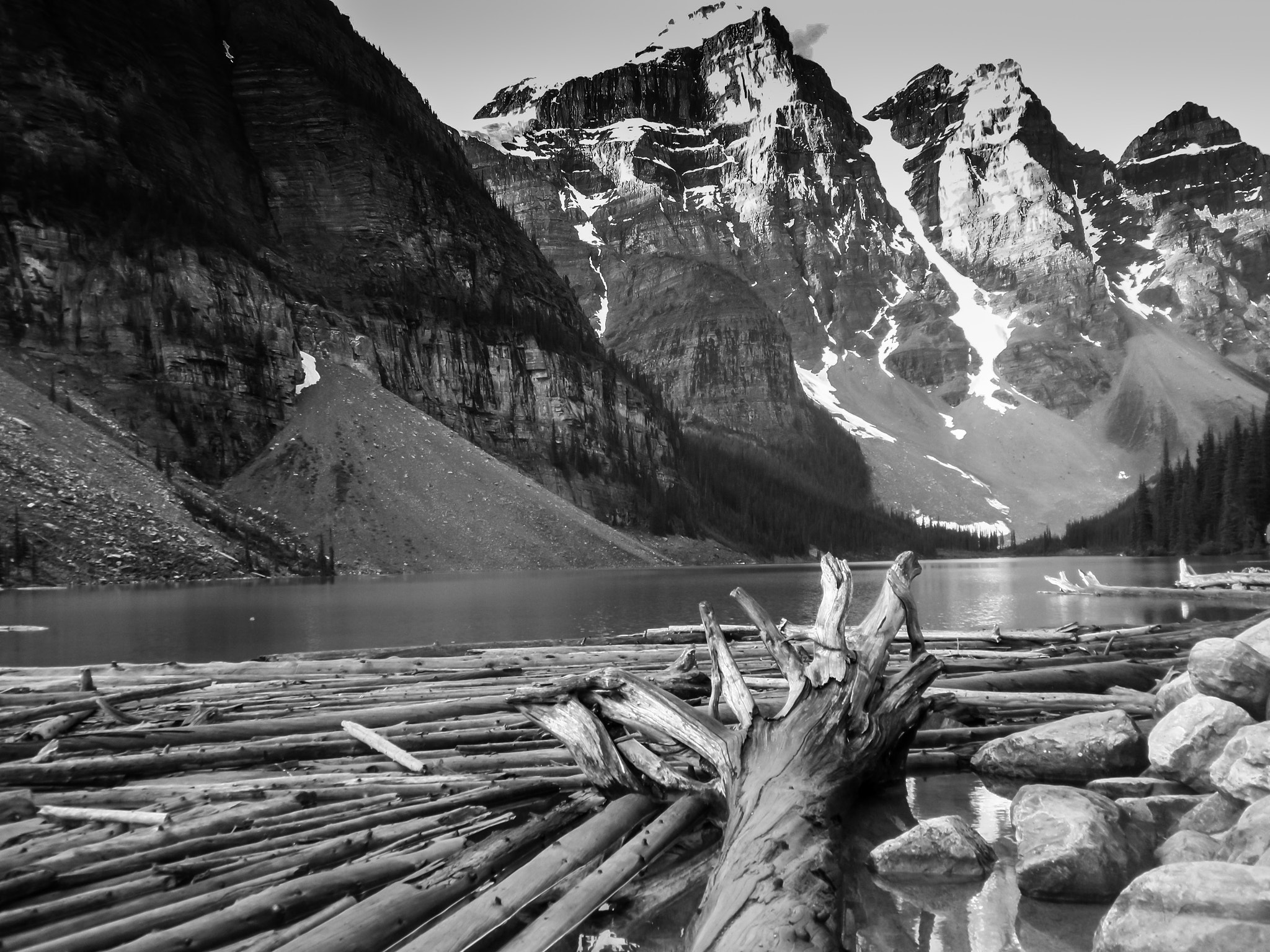 Olympus u7000,S7000 sample photo. A beautiful lake - un beau lac photography