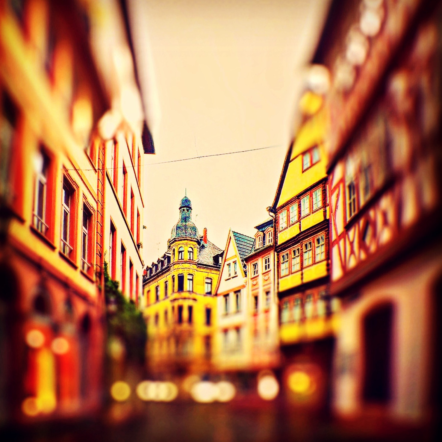 Hipstamatic 321 sample photo. Gassenlichter.... photography