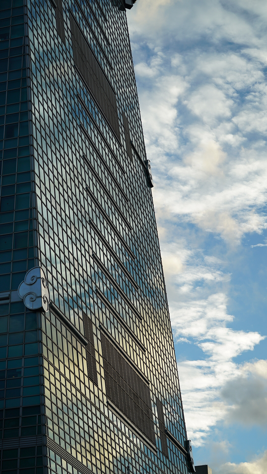 Sony a7S II + Sony FE 85mm F1.4 GM sample photo. Sunrise reflection photography