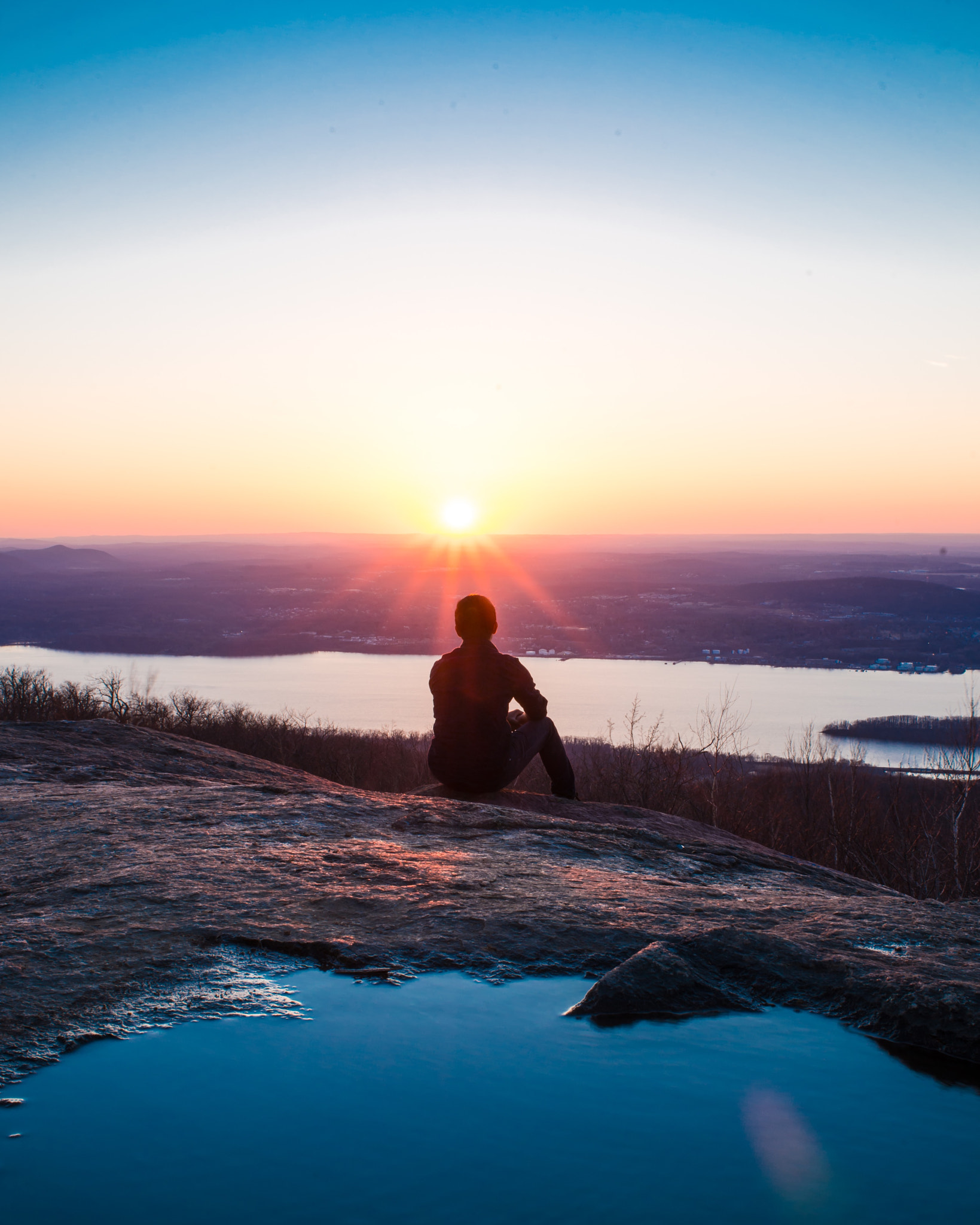 Nikon D600 + Nikon AF Nikkor 28mm F2.8D sample photo. Waiting for sunset after a long hike to mount beacon ny photography