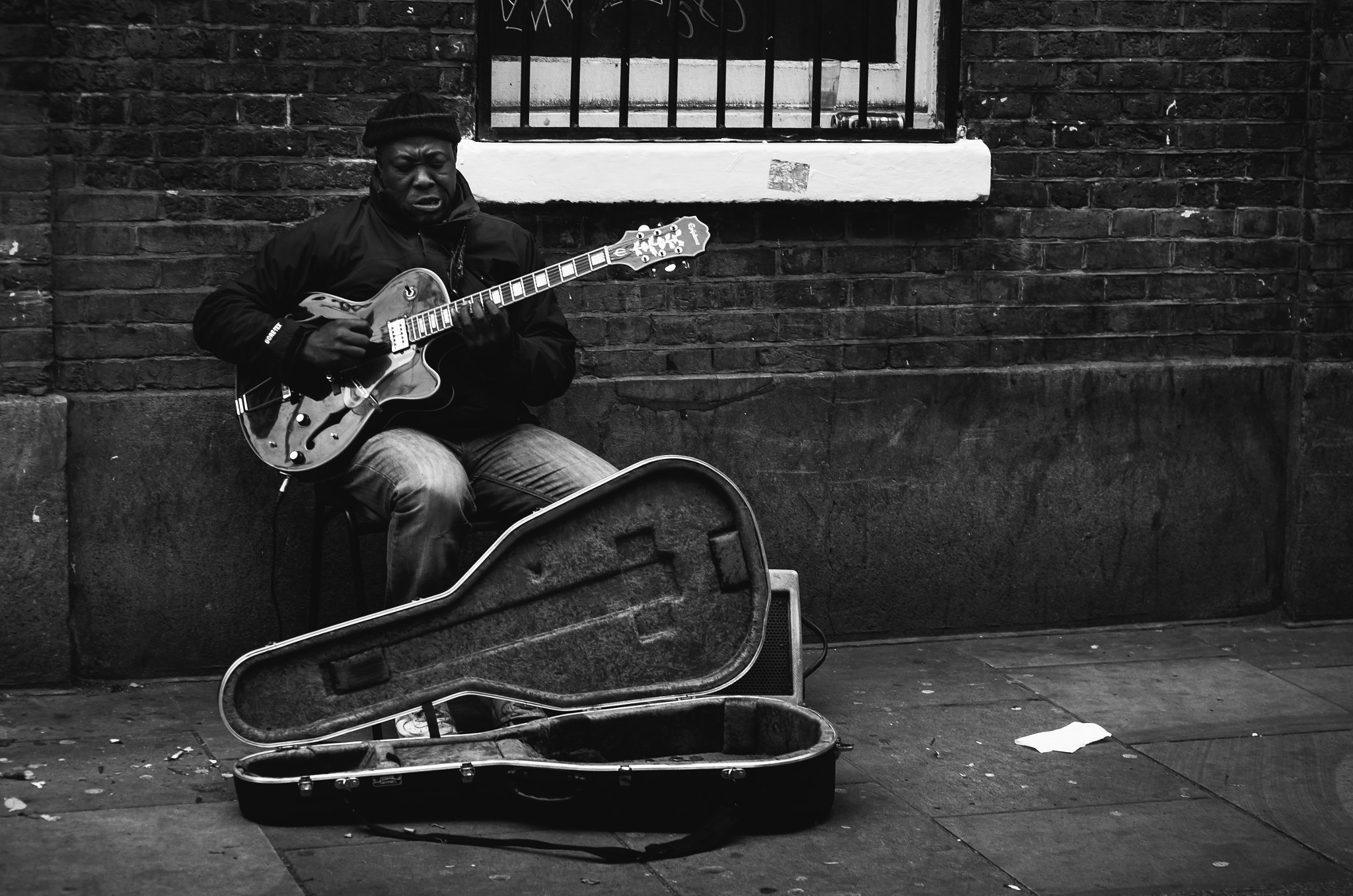 Pentax smc DA* 50-135mm F2.8 ED (IF) SDM sample photo. Brick lane - nov 2015 photography