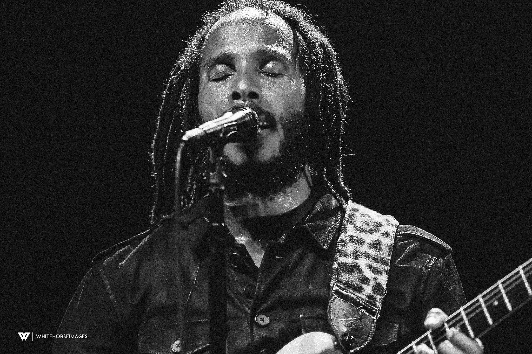 Sony Sonnar T* 135mm F1.8 ZA sample photo. Ziggy marley live in toronto. photography