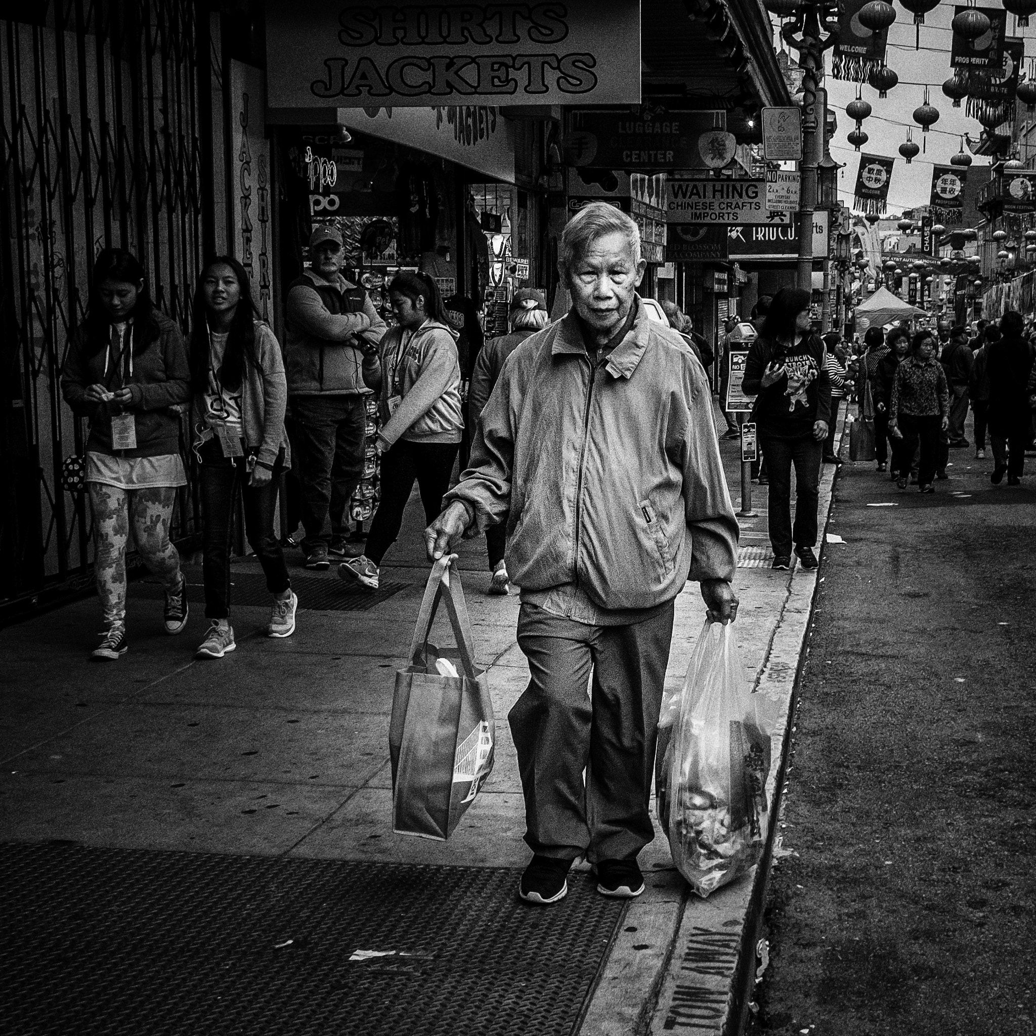 Fujifilm X-E2 + Fujifilm XF 18mm F2 R sample photo. Jackets photography