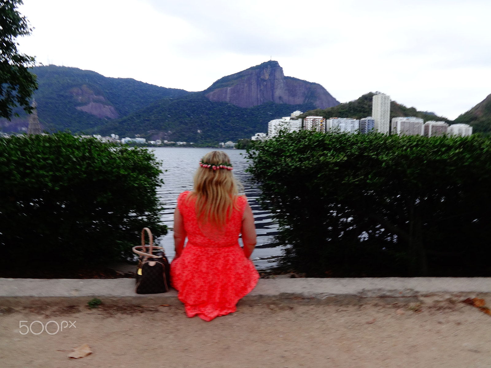 Sony Cyber-shot DSC-WX80 sample photo. Lagoa rodrigo de freitas vendo o cristo photography
