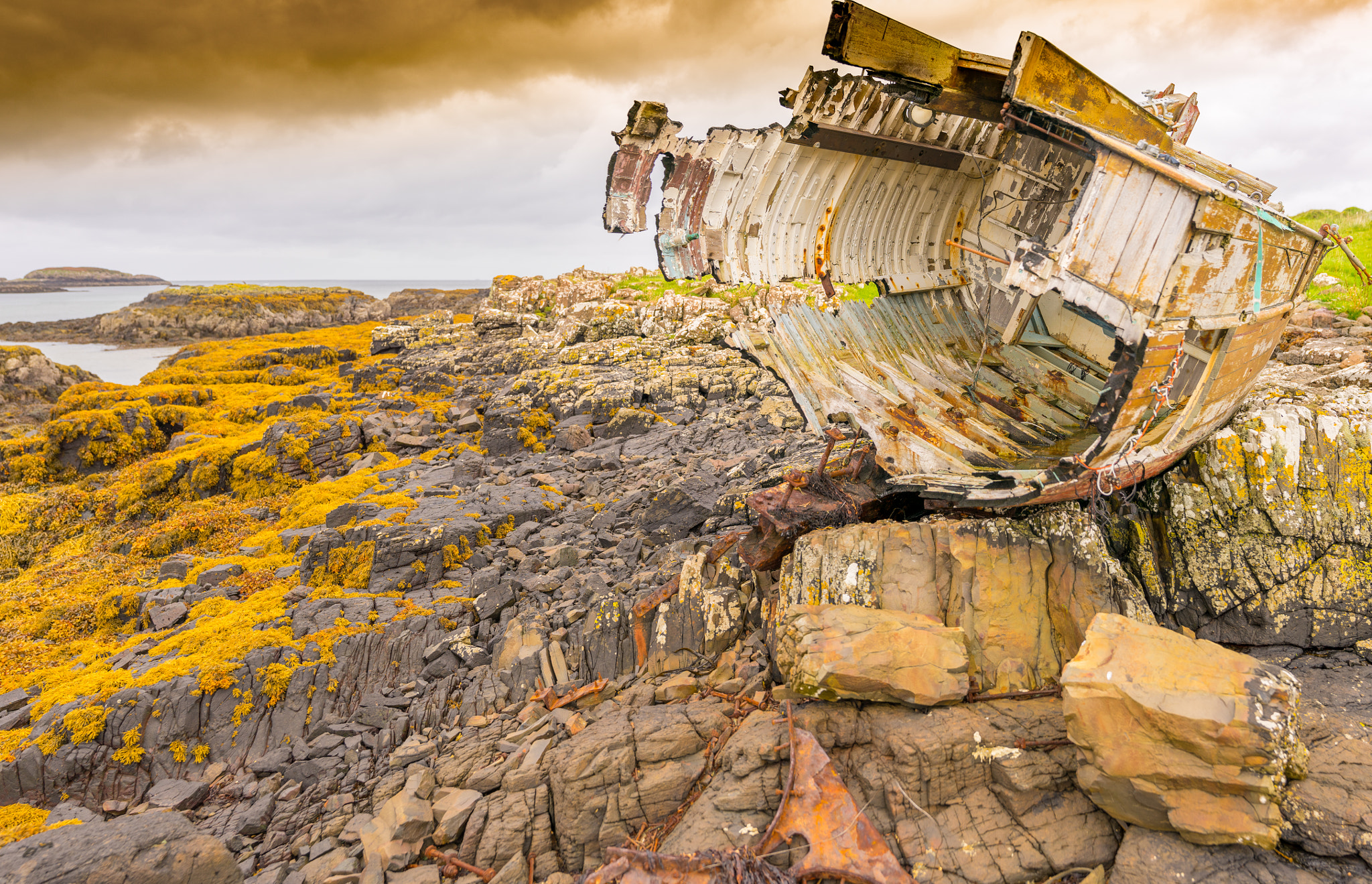 Sony a7 sample photo. Severed boat back photography