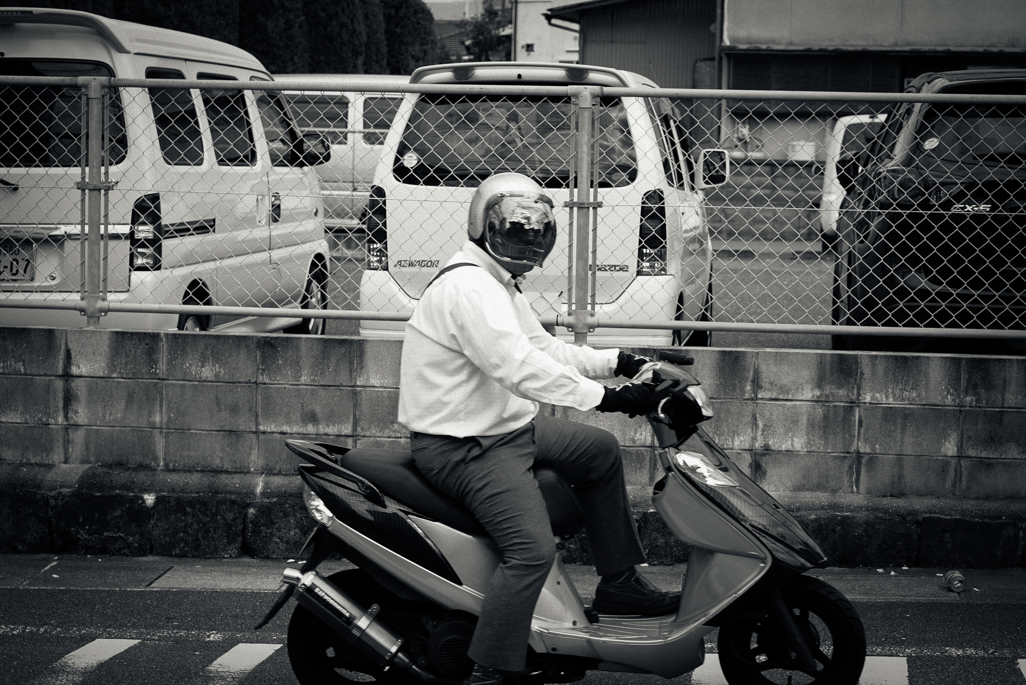 Sony a7S + Sony FE 28-70mm F3.5-5.6 OSS sample photo. Man with weird helmet photography